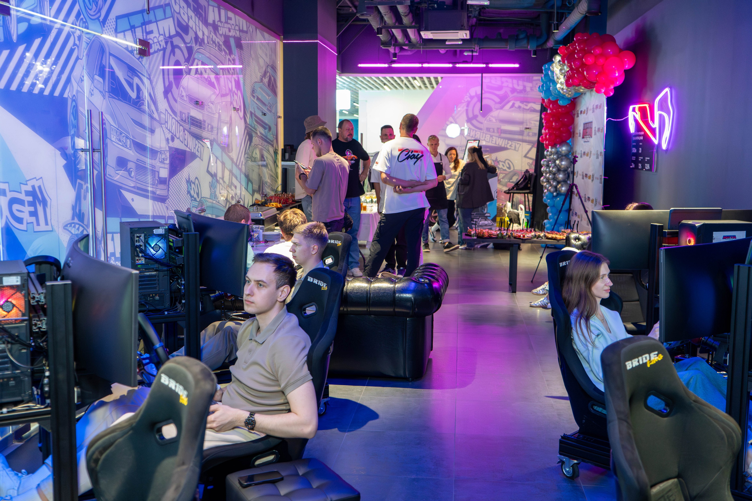 Открытие компьютерного клуба «Meta Racing». FM Media Сrew. Репортажные фото и видео