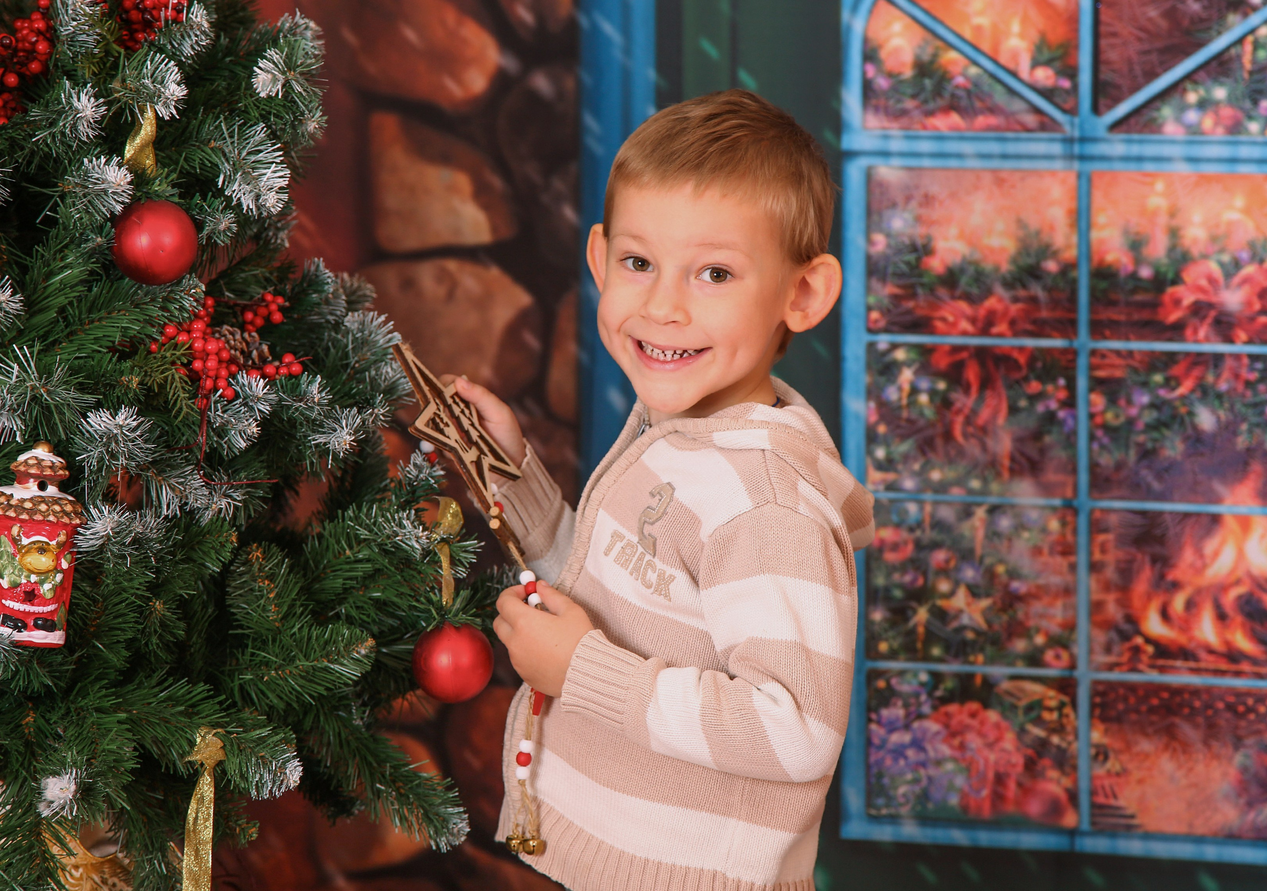 Новогодний коктейль. Выпускные альбомы в Нижнем Новгороде | Фотостудия Звездочет | Никулина Наталья