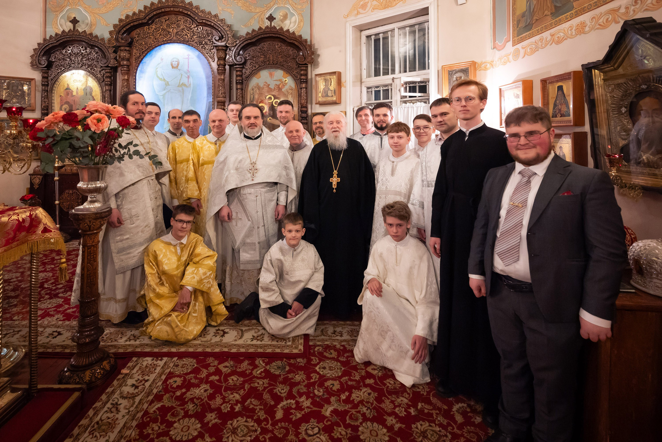 Богородский храм. Пасха. Полунощница, Божественная литургия. Антон и Татьяна Денисенко — В храме
