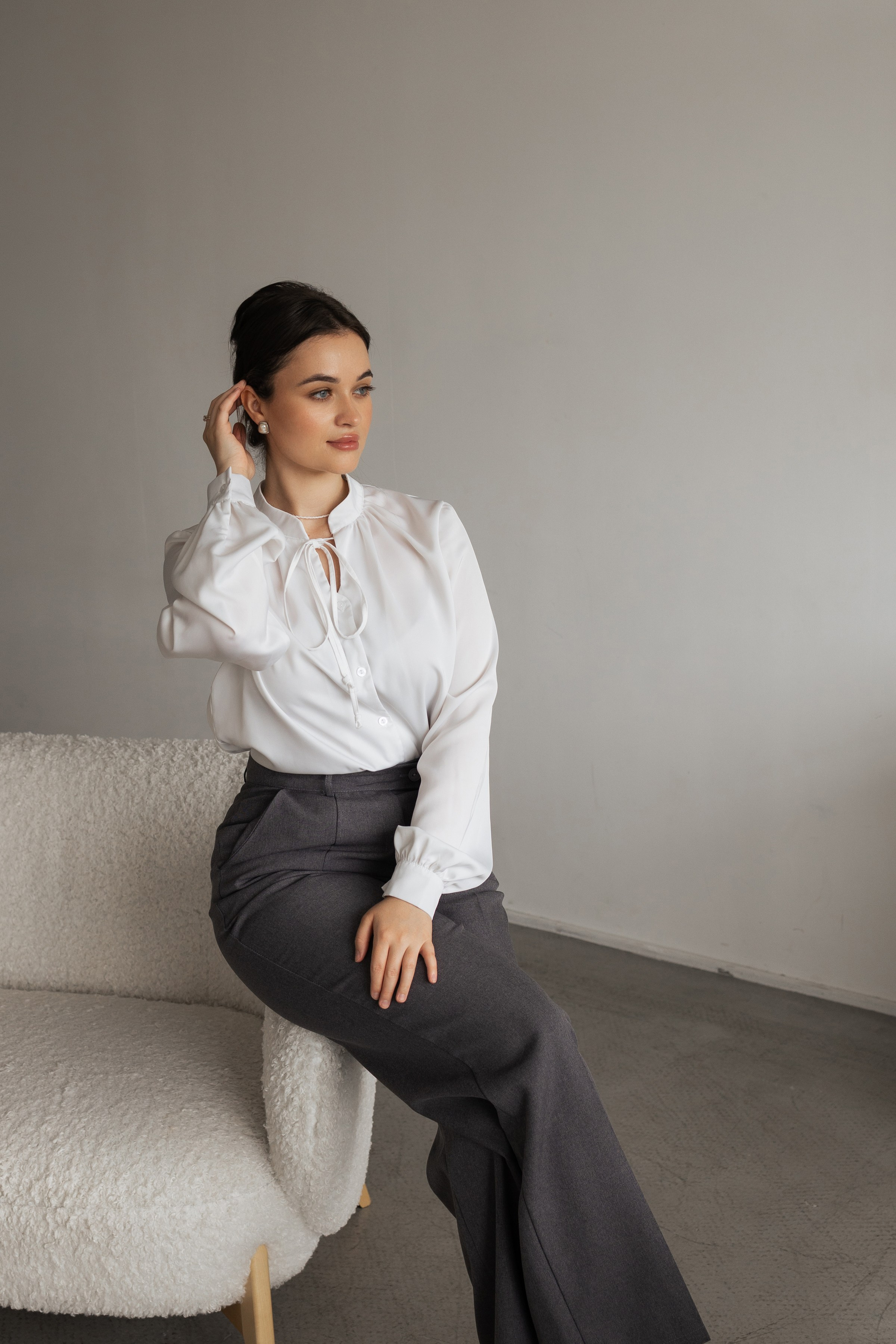 Деловой портрет. Портретный фотограф СПб, женский фотограф, минимализм и эстетика