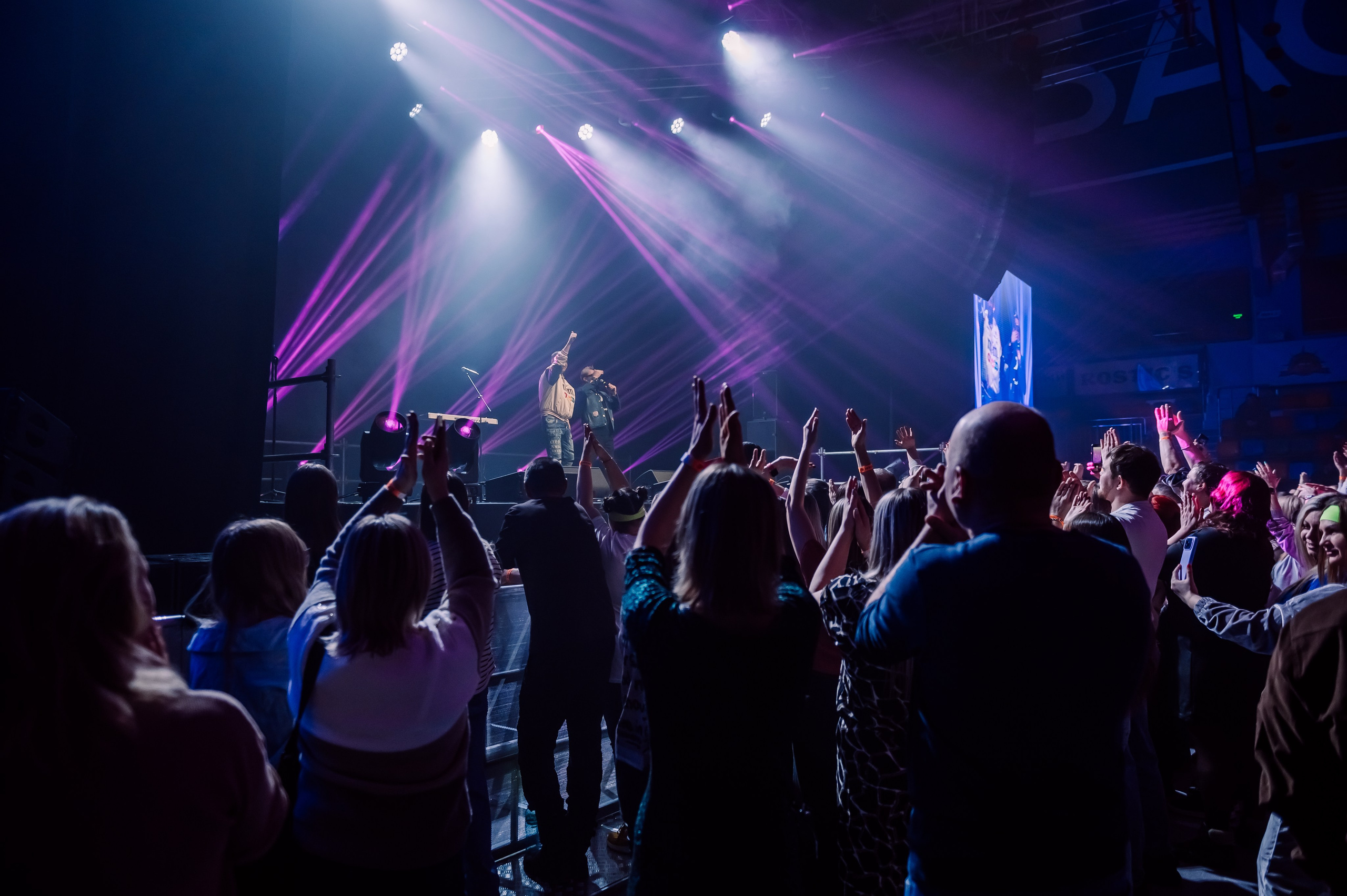 Дискач 90-х в Кемерово, СРК Арена. Детский фотограф, семейный фотограф и репортажи в Кемерово