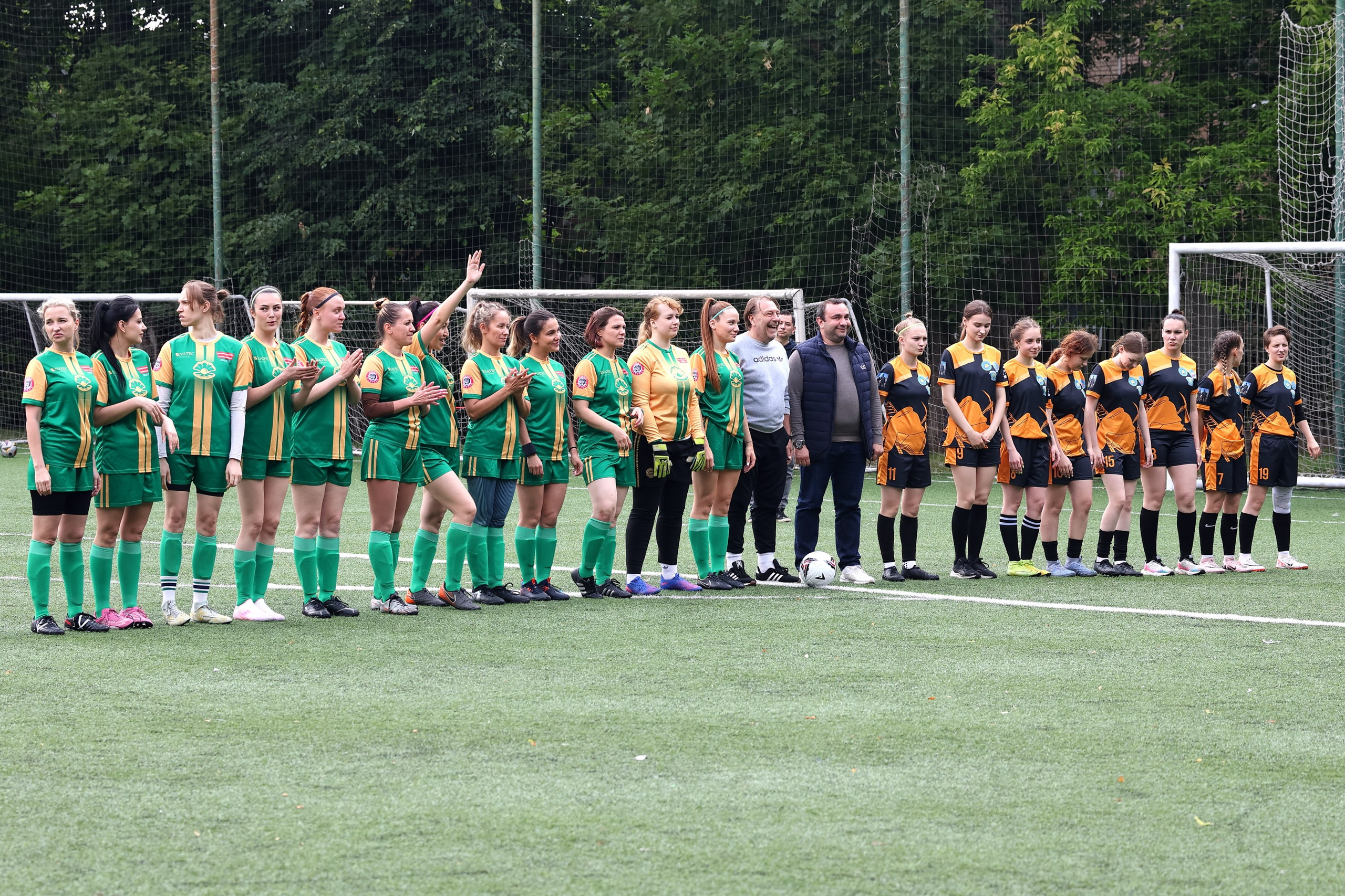 Футбол. Женская лига. Спортивный и репортажный фотограф Ермакова Светлана