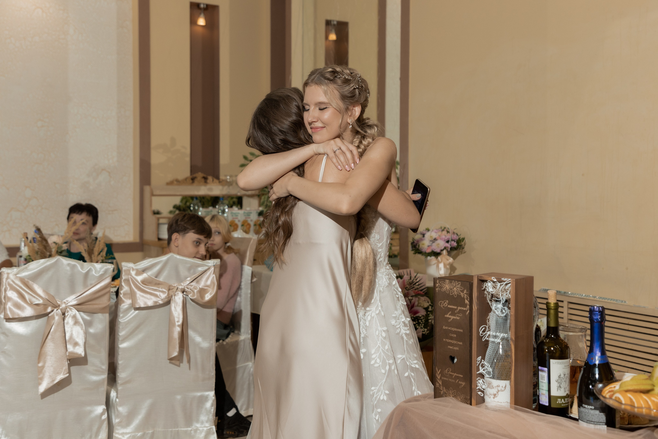 Роман и Александра (банкет). Свадебный фотограф Ангелина Сунгатулина | Саратов | Балаково | Вольск