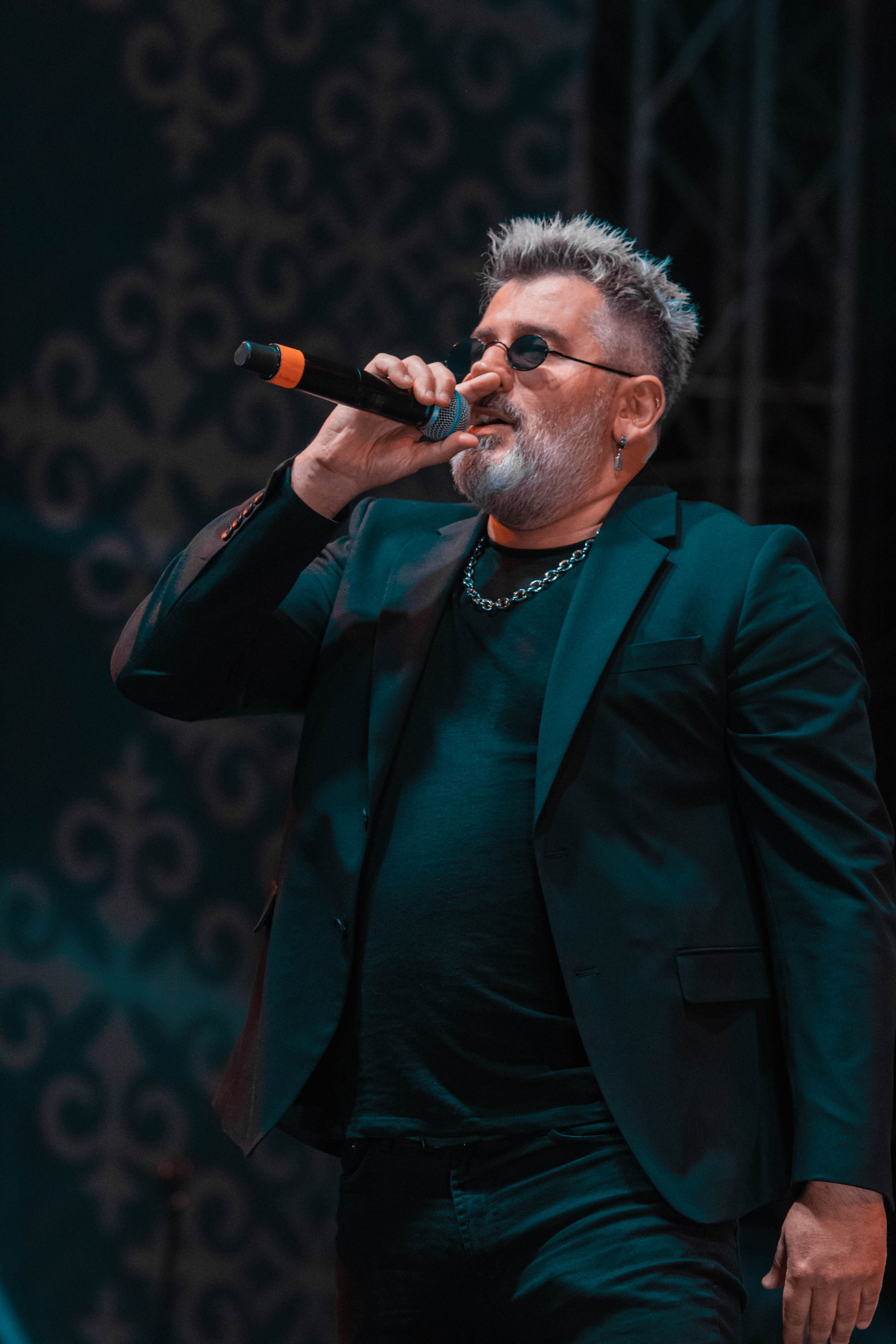 Murat Yaprak артист Алматы