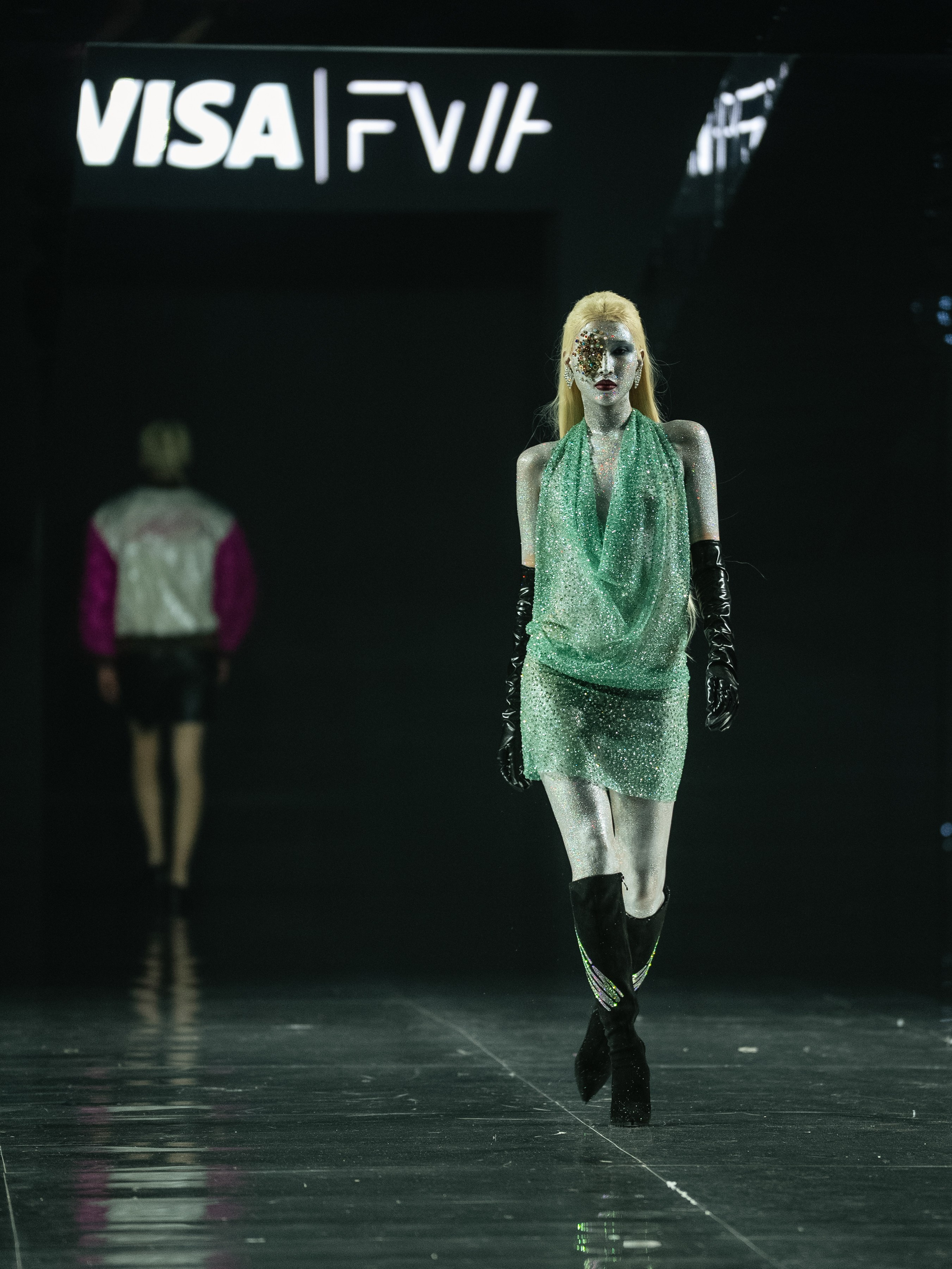 Visa Fashion Week YESYES. Сайт Алматинского НЮ АРТ, будуар и фэшн фотографа Дениса Карпенко