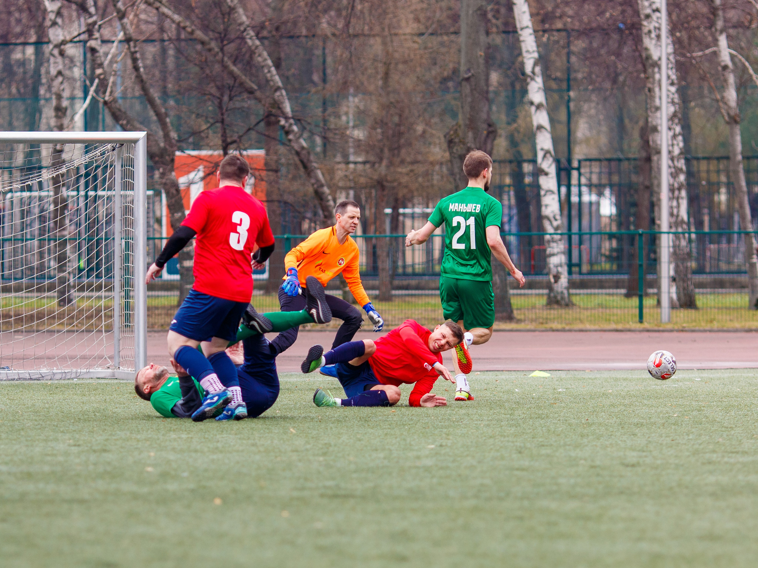 Футбольный турнир Газпром Энергохолдинг. Репортажный фотограф Борис Геер
