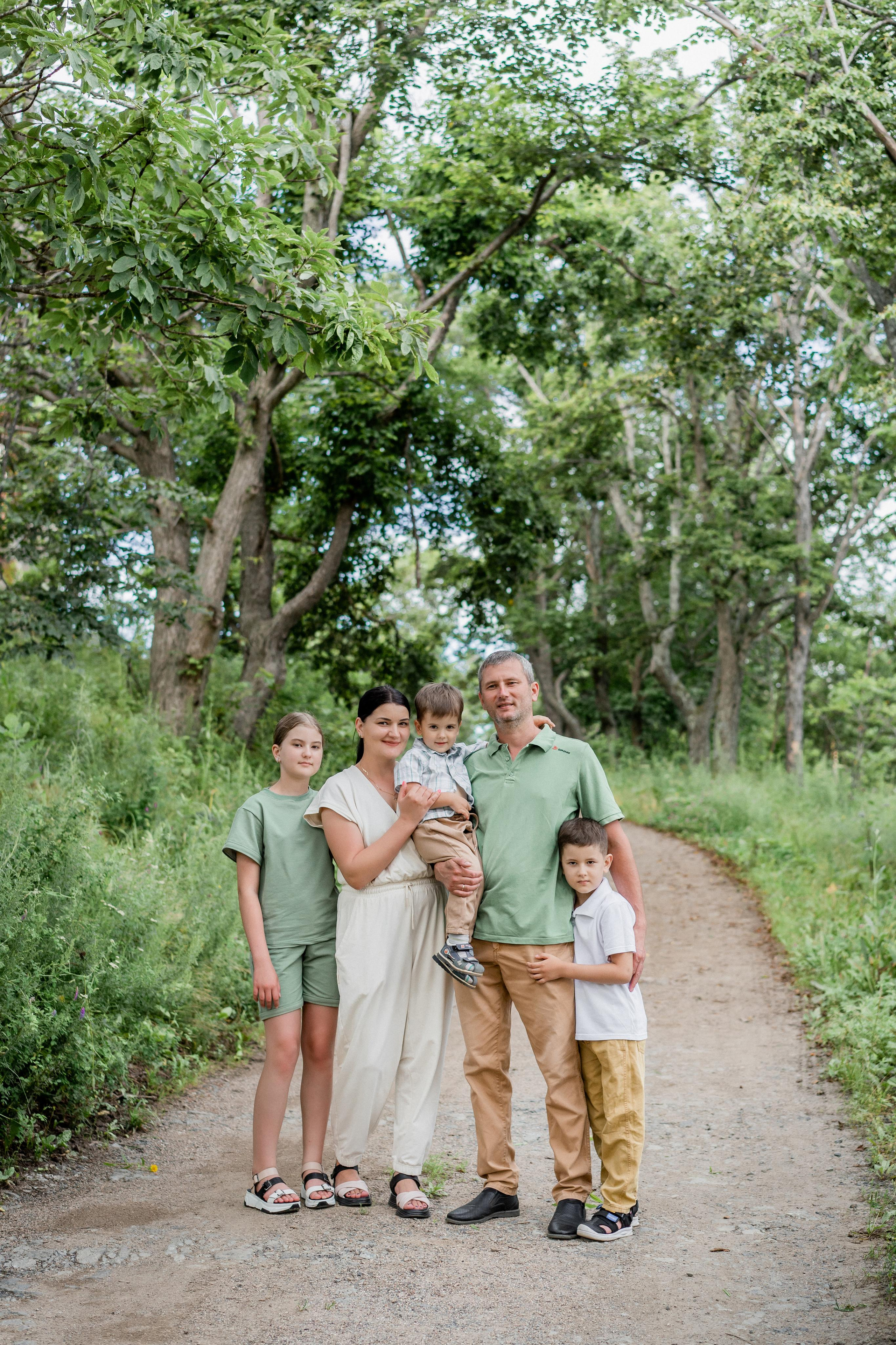 Большая семья