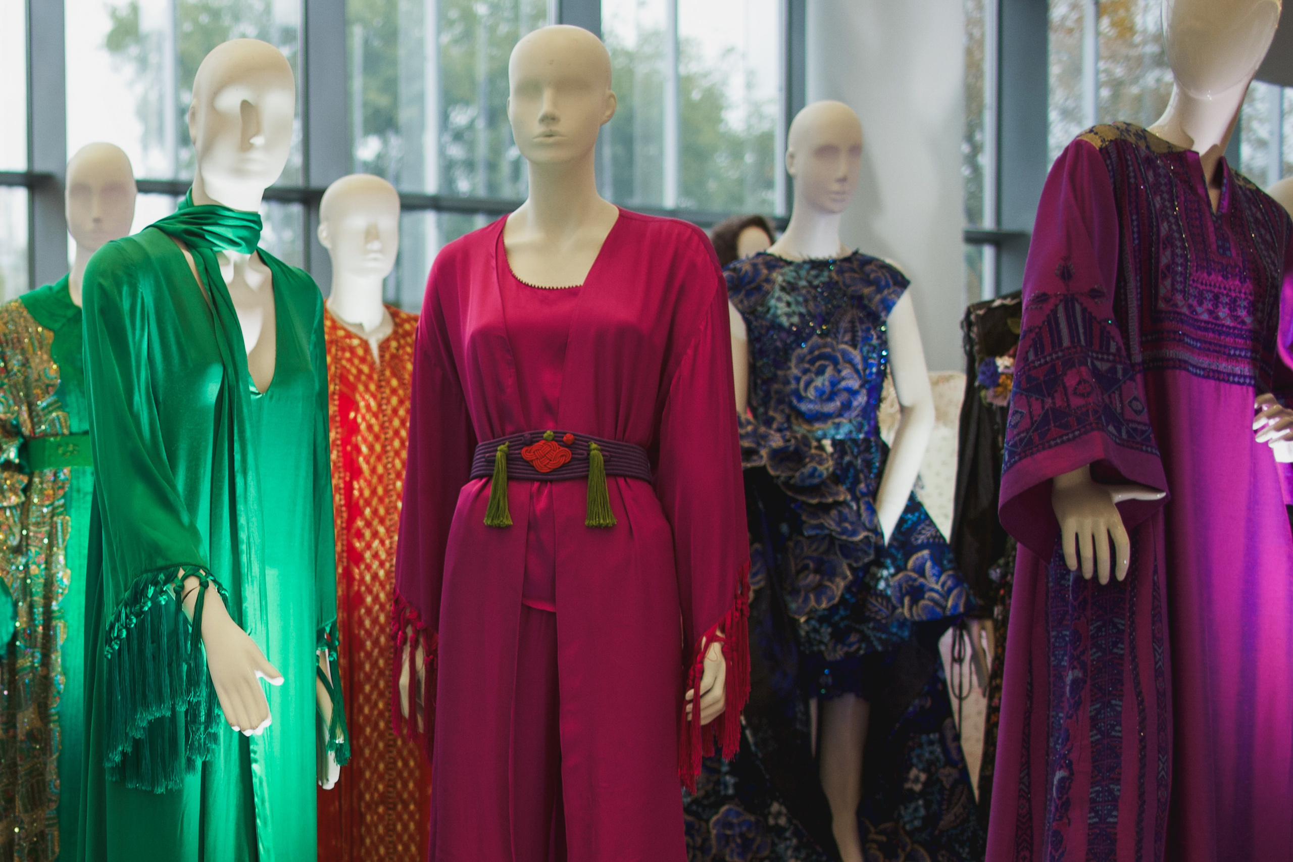 Выставка Наследие Fashion summit BRICS 2024. Фотосессии и репортаж — Фотограф в Москве — Рина Серёгина