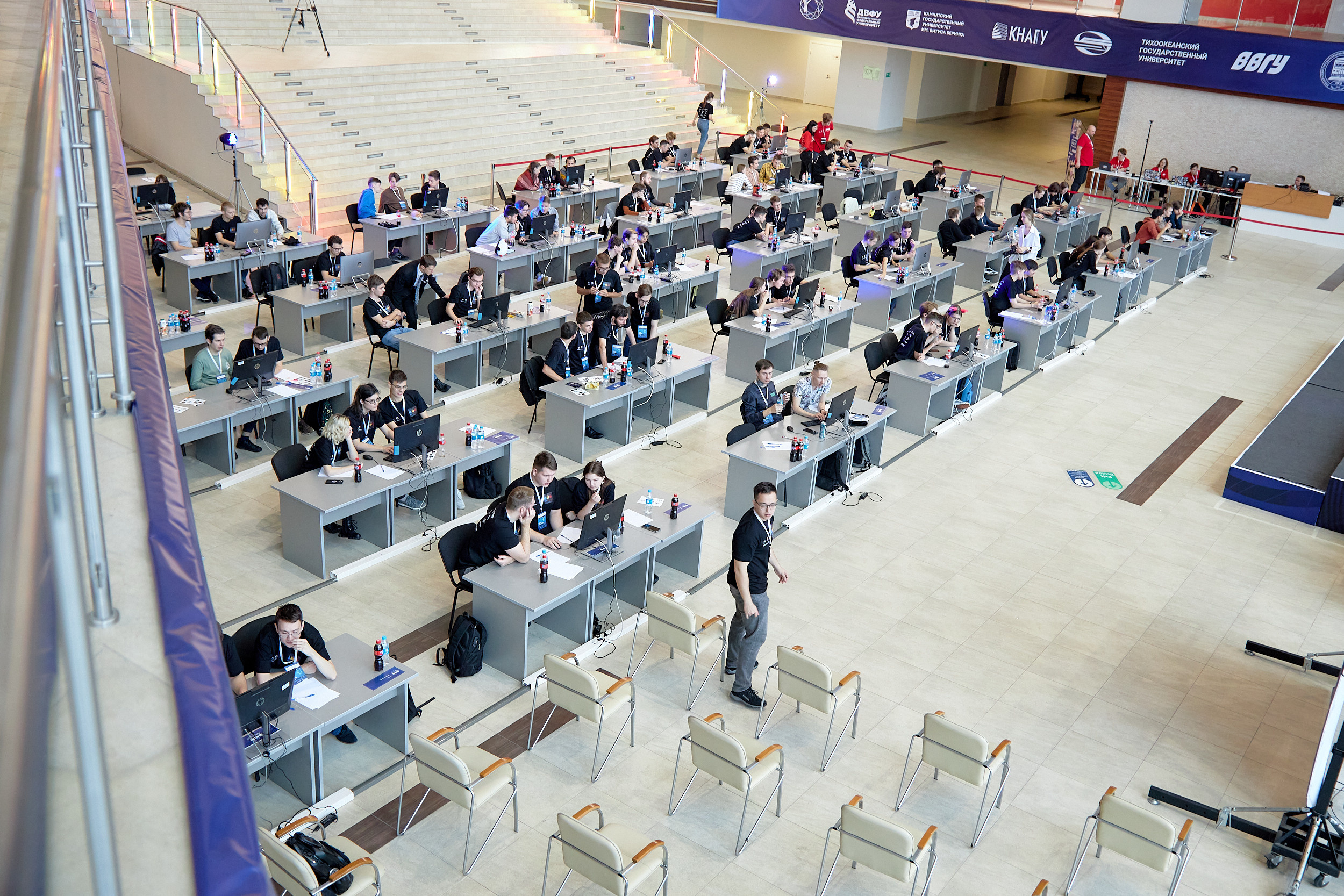 Соревнования по программированию. Репортажный фотограф Владивосток Анастасия Сокольникова