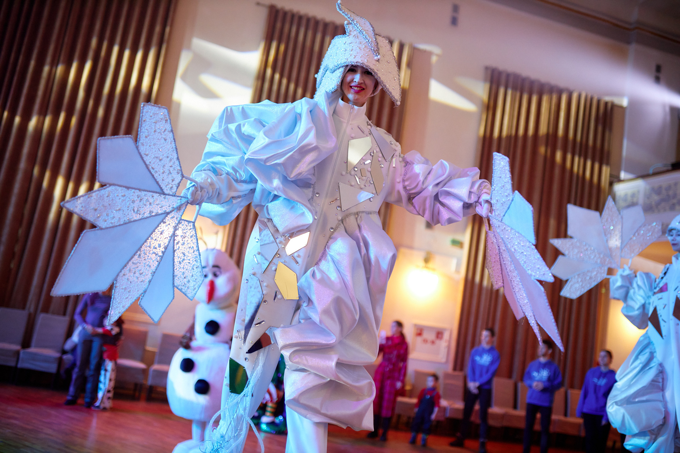 Новогодние утренники ДВФУ. Репортажный фотограф Владивосток Анастасия Сокольникова