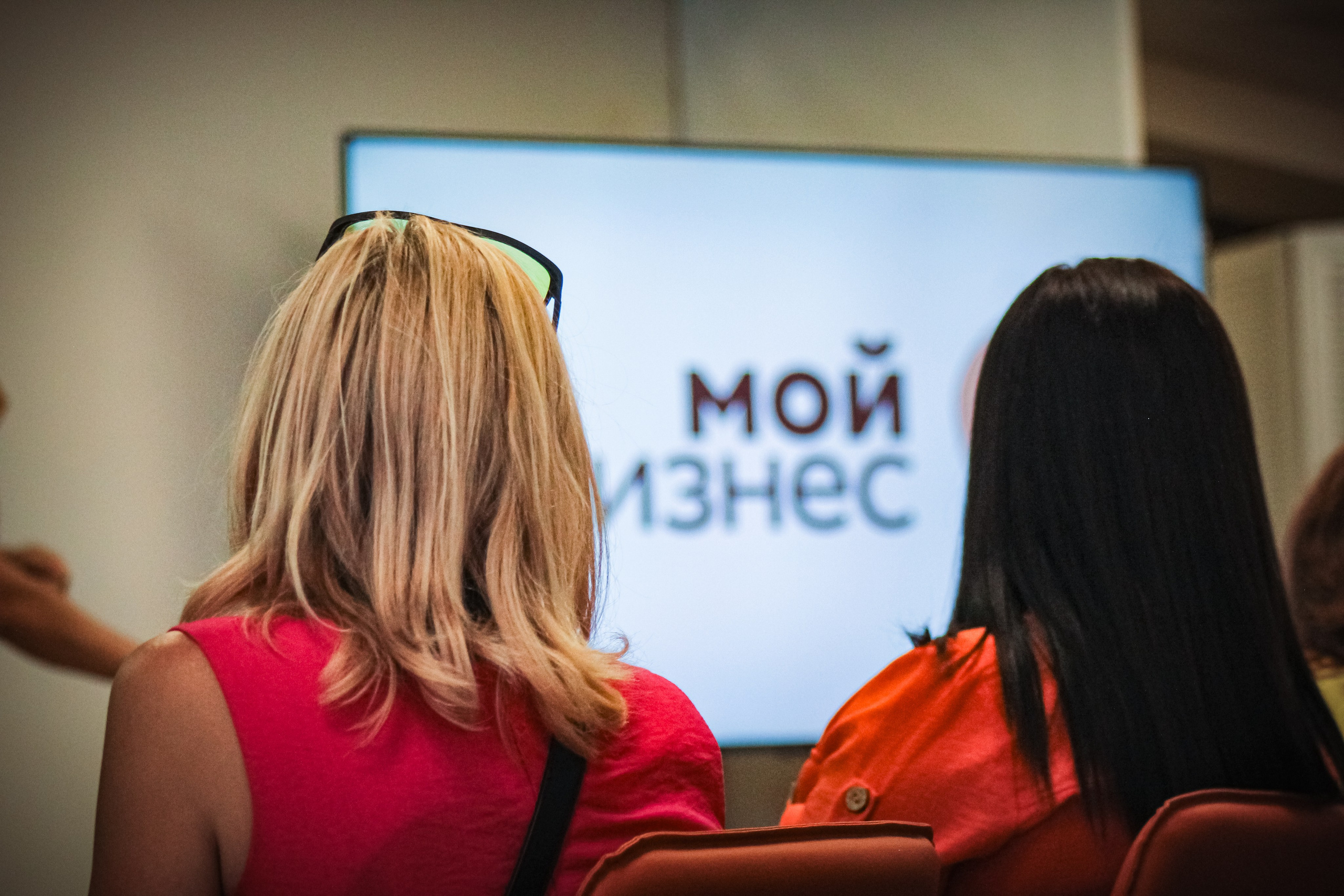 Сбер. Бизнес-завтрак. Илья Чемис — Фотограф в Мариуполе