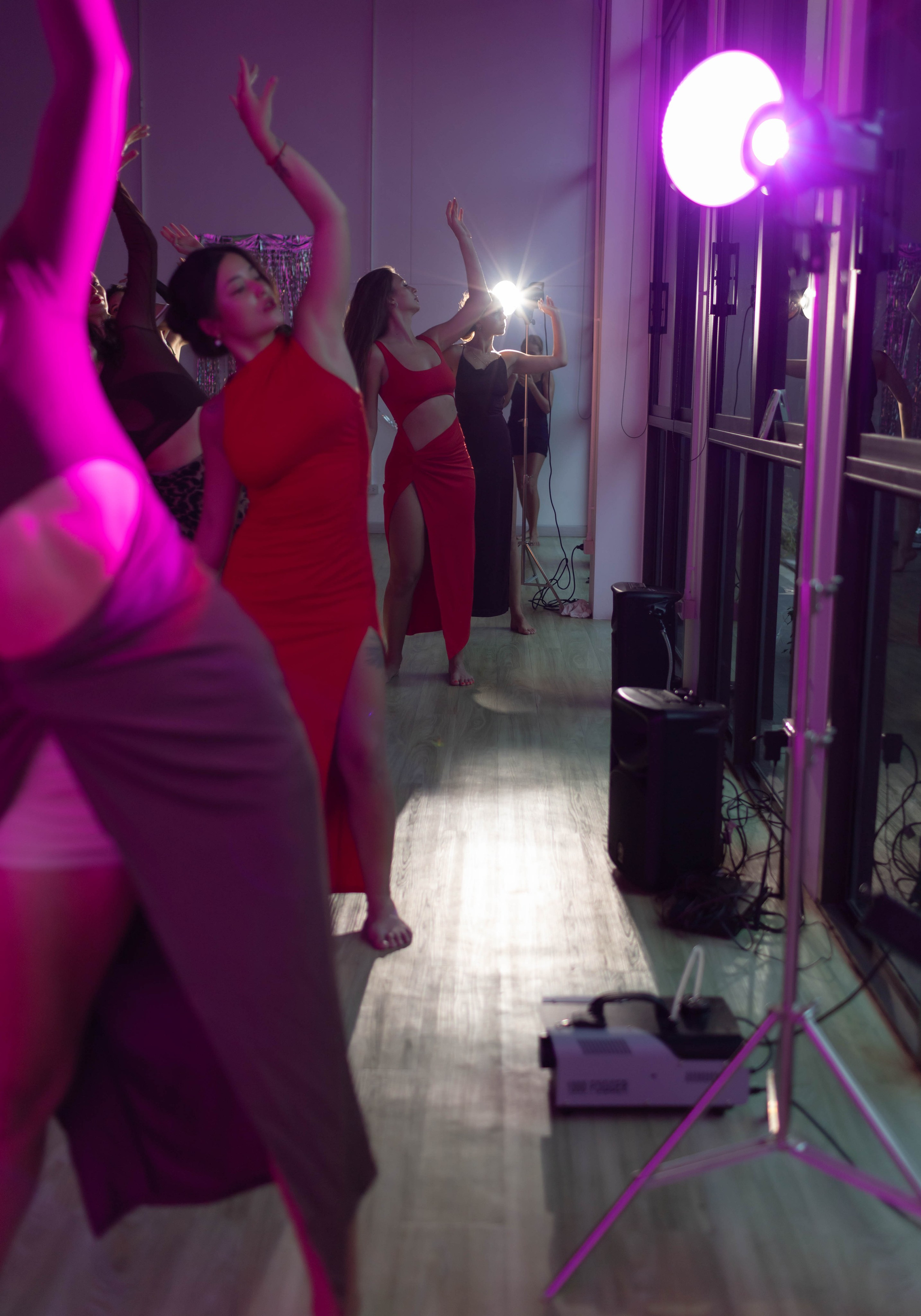 Dance party from Dasha. Lyric photographer