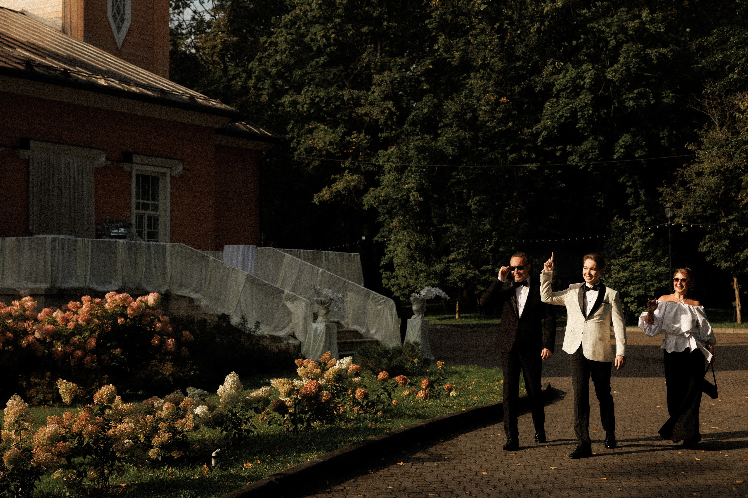 V & A. Свадебный и event-фотограф Иван Волнухин