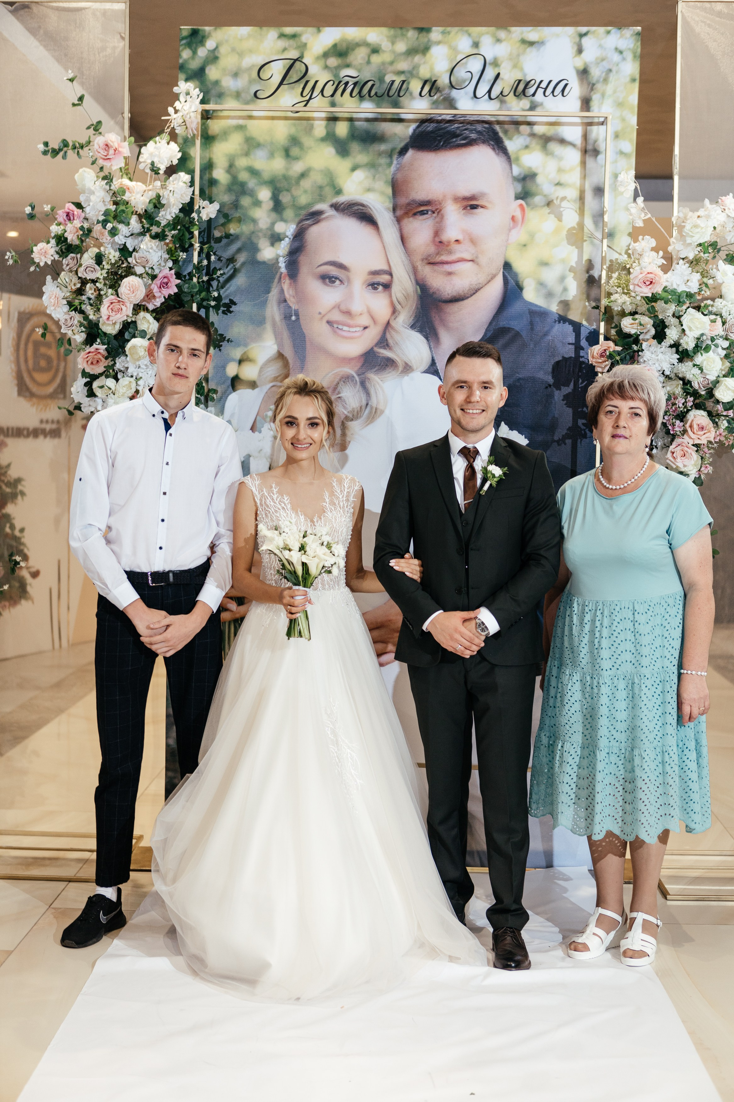 Свадебный фотограф Уфа — Руслан ГабдлисламовЖивые эмоции, красивые кадры, воспоминания на всю жизнь.Работаю по всей Республике Башкортоста. Свадебный фотограф Уфа Руслан Габдлисламов