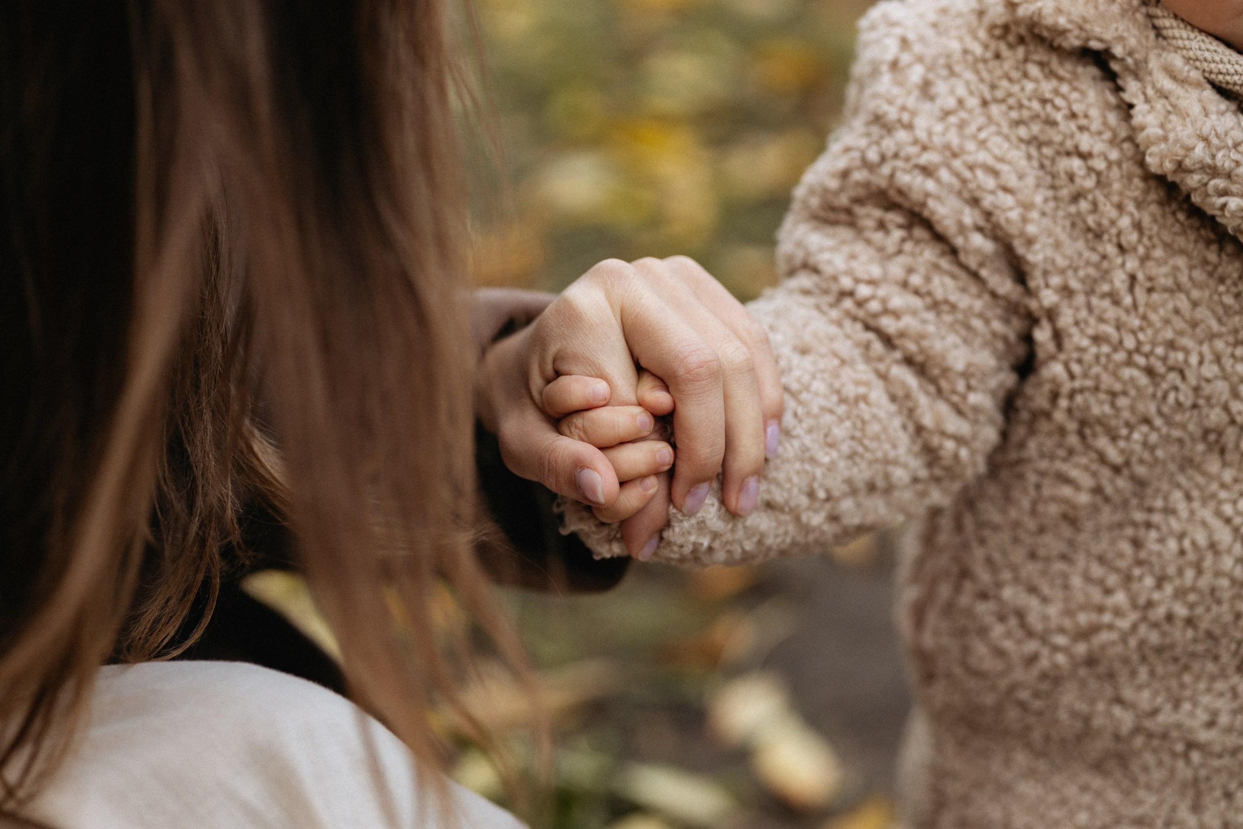 Аня и мама 🤍. Вера Пьянцева семейный, свадебный и парный фотограф в Санкт-Петербурге