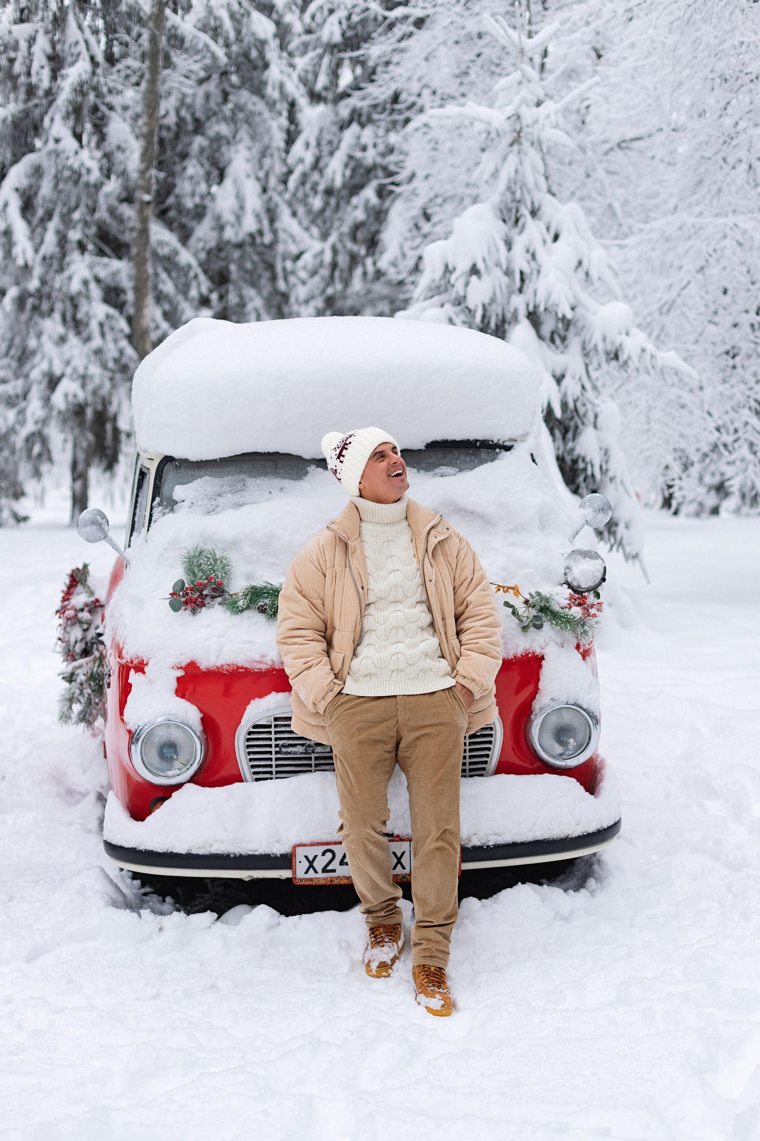 Фотосессия в зимнем лесу для пары. Трубинова Екатерина | Семейный фотограф | Москва