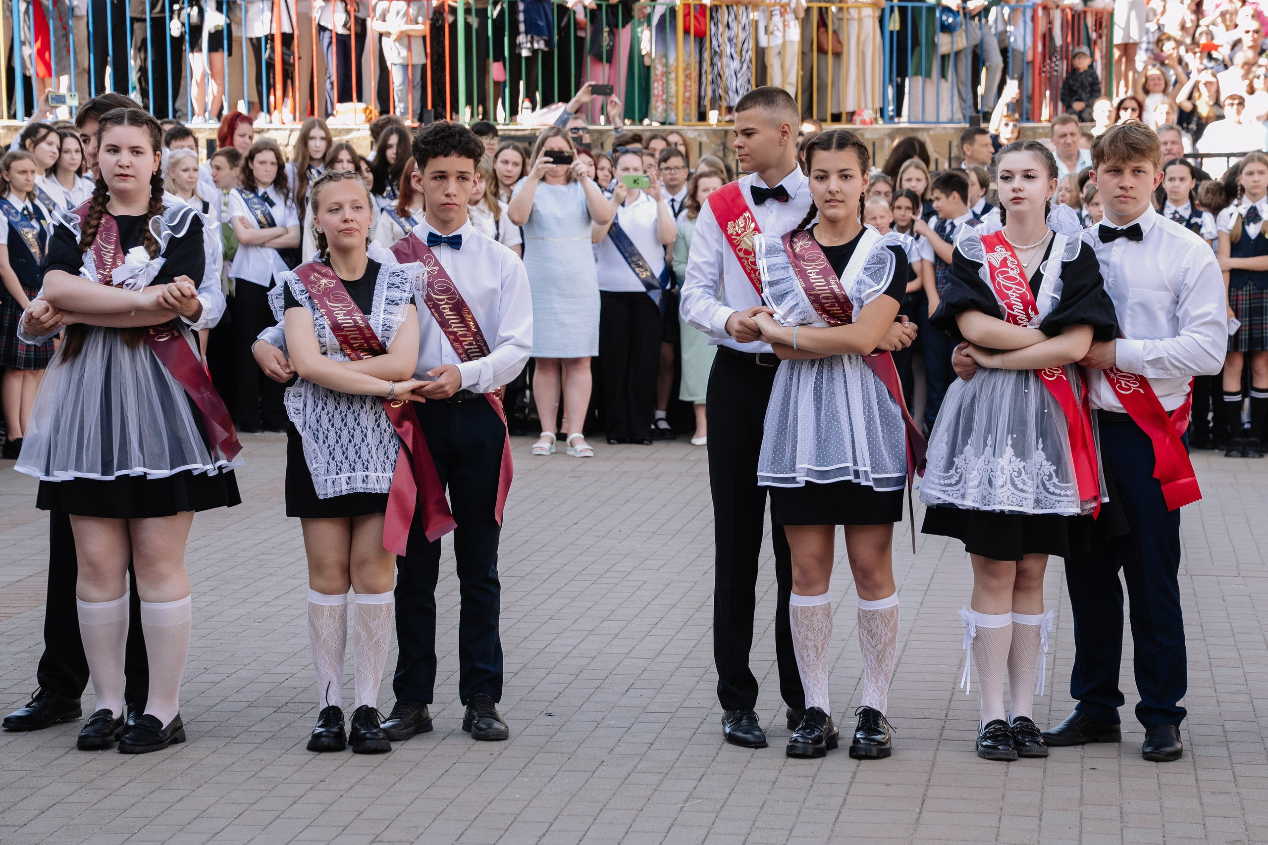 11 класс 40 школа. Выпускные альбомы Натальи Бутко: Новороссийск, Анапа, Геленджик