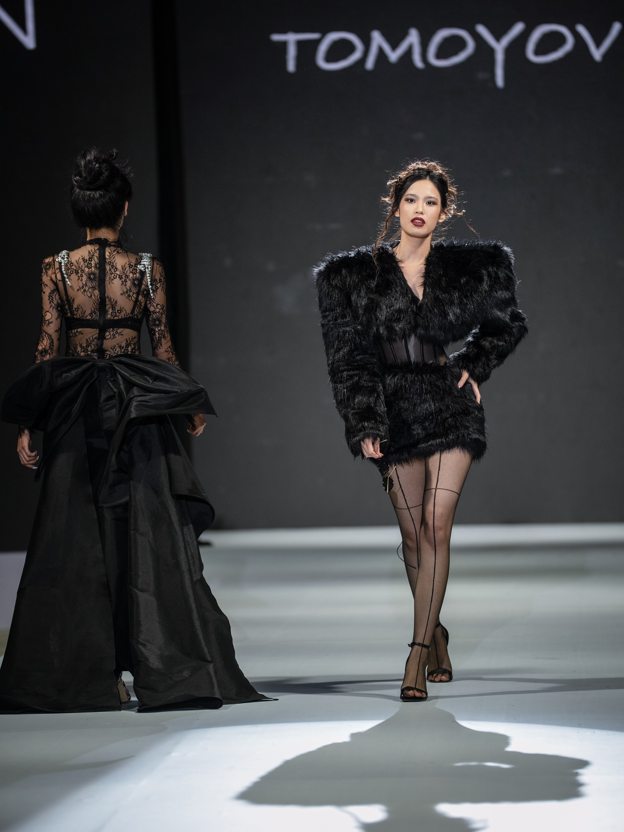 Eurasia Fashion Week Tomoyov. Сайт Алматинского НЮ АРТ, будуар и фэшн фотографа Дениса Карпенко