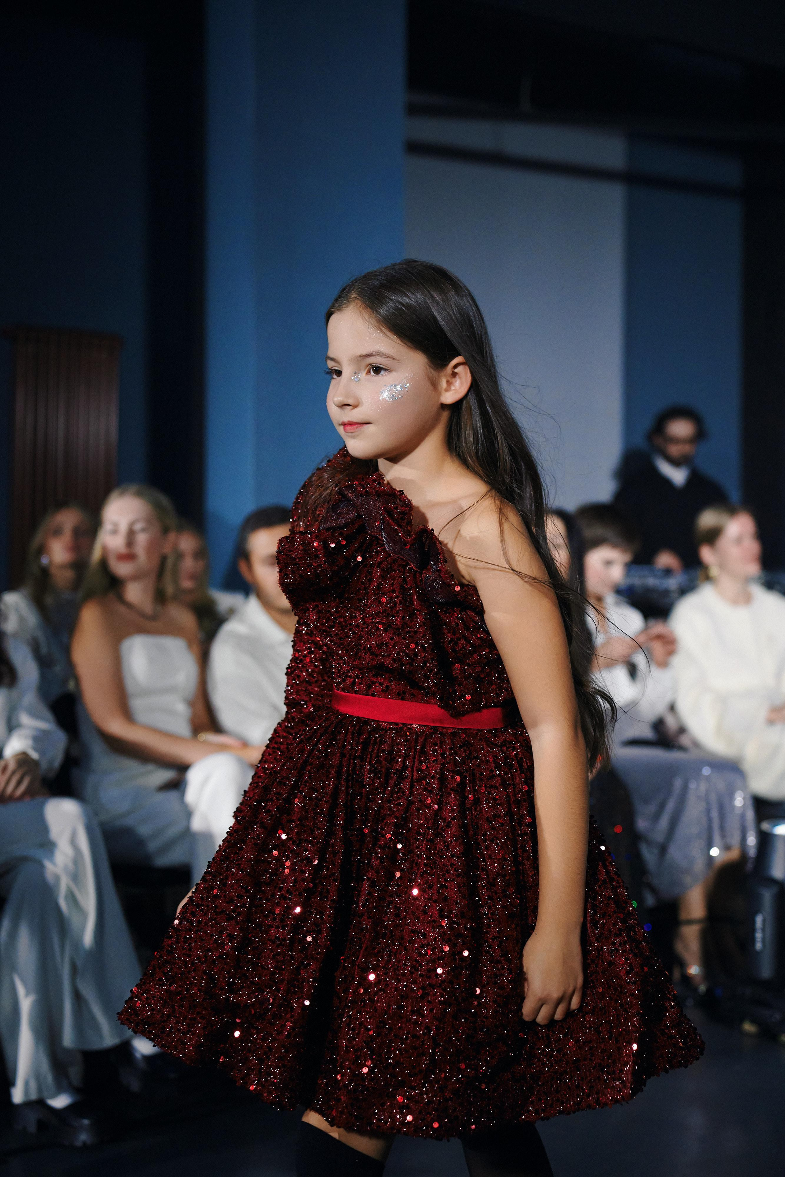 Adamodels. Репортажной фотограф Ариан