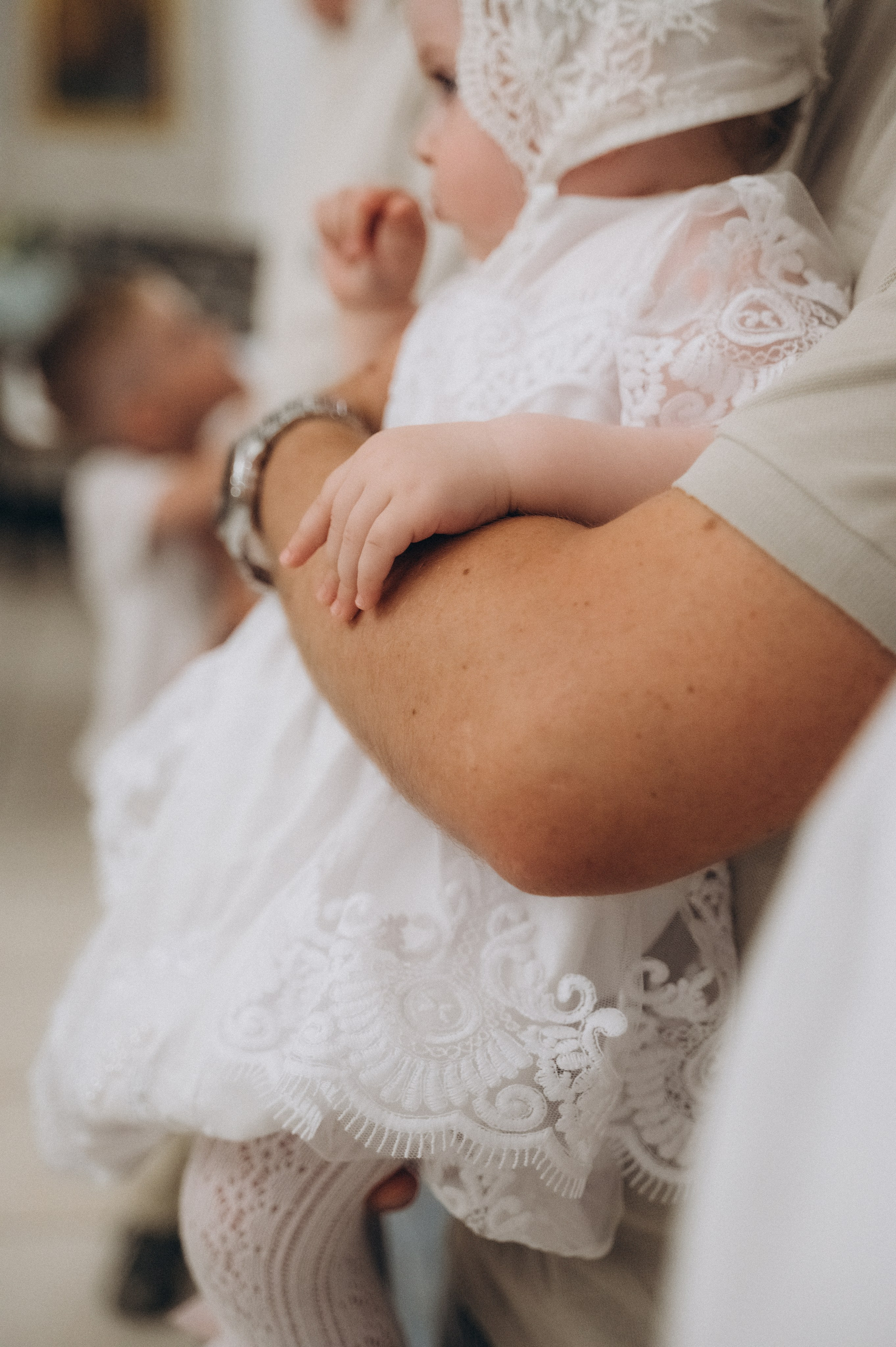 Крещение Владиславы (Криптовый храм в честь собора Новомучеников и Исповедников земли Белорусской). Семейный фотограф в Минске Дарья Дреко