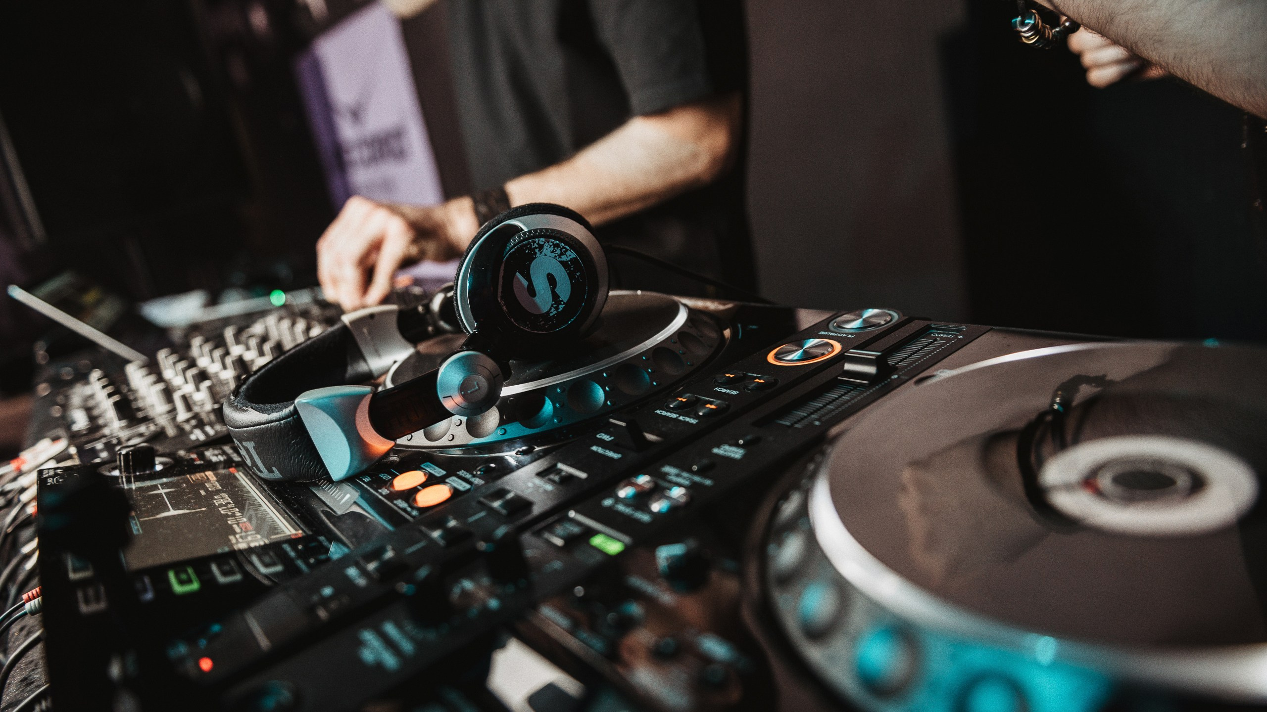 Вечеринки и клубы портфолио Кандеев Даниил Саратов. Фотограф Кандеев Даниил