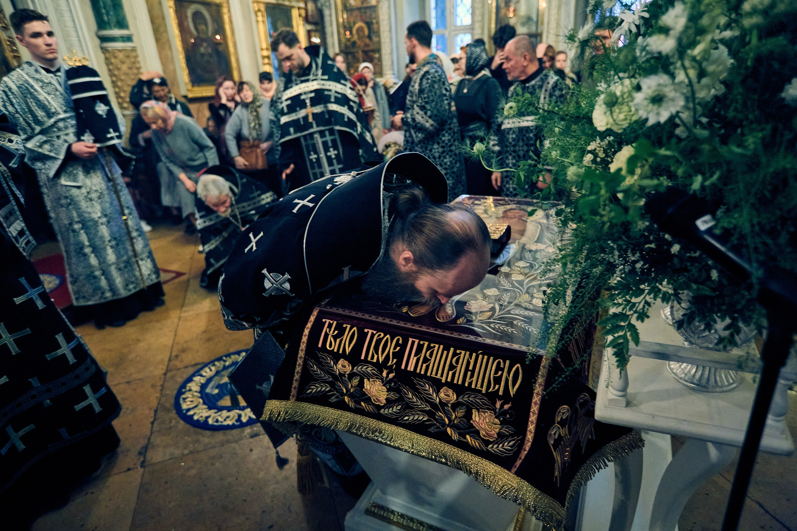 Утреня Погребение Спасителя. DMITRY MOISEENKO — фотограф, художник, топ-стилист