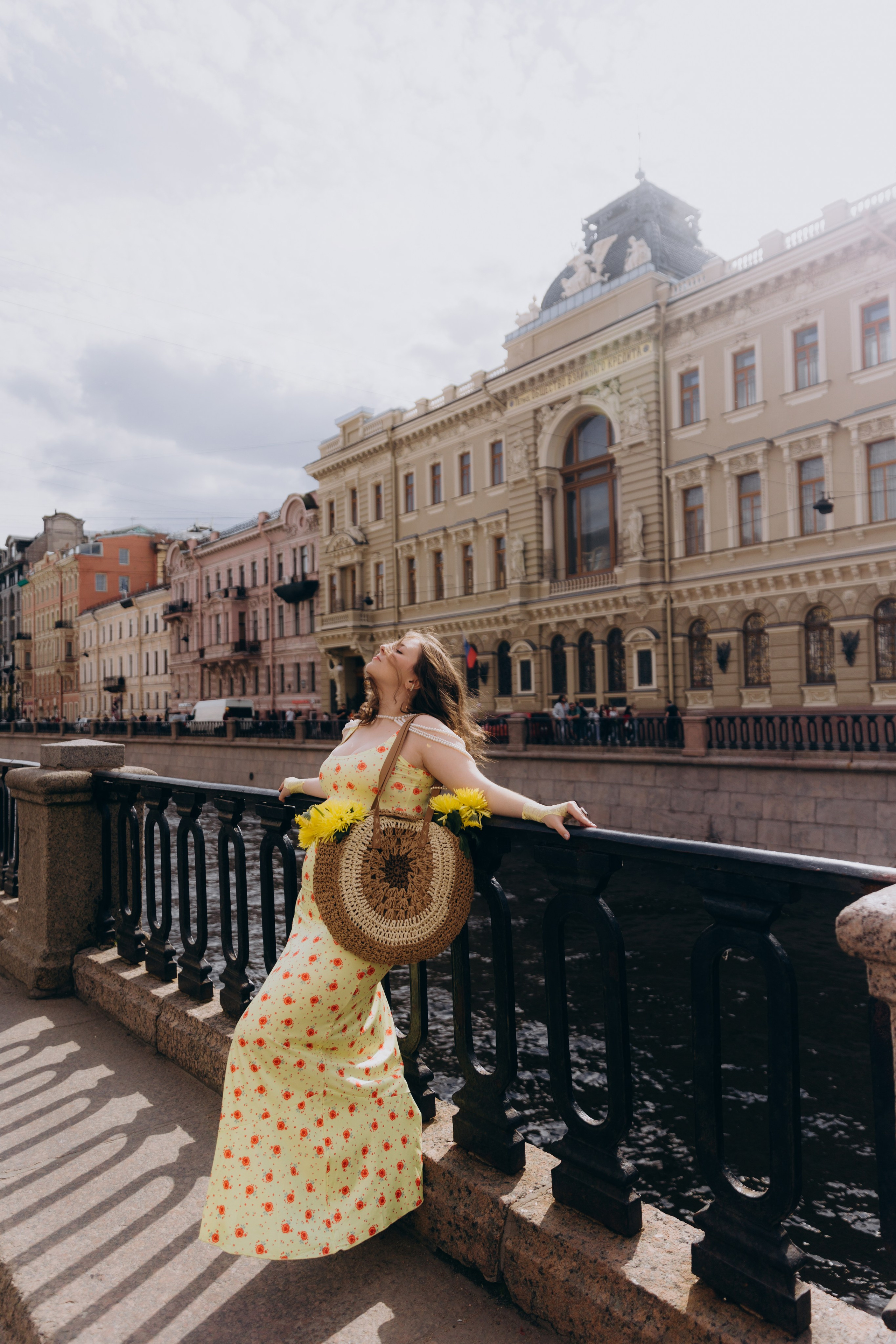 Полина | Фотосессия у Казанского собора. Фотограф в Санкт-Петербурге Разиля Идиятуллина