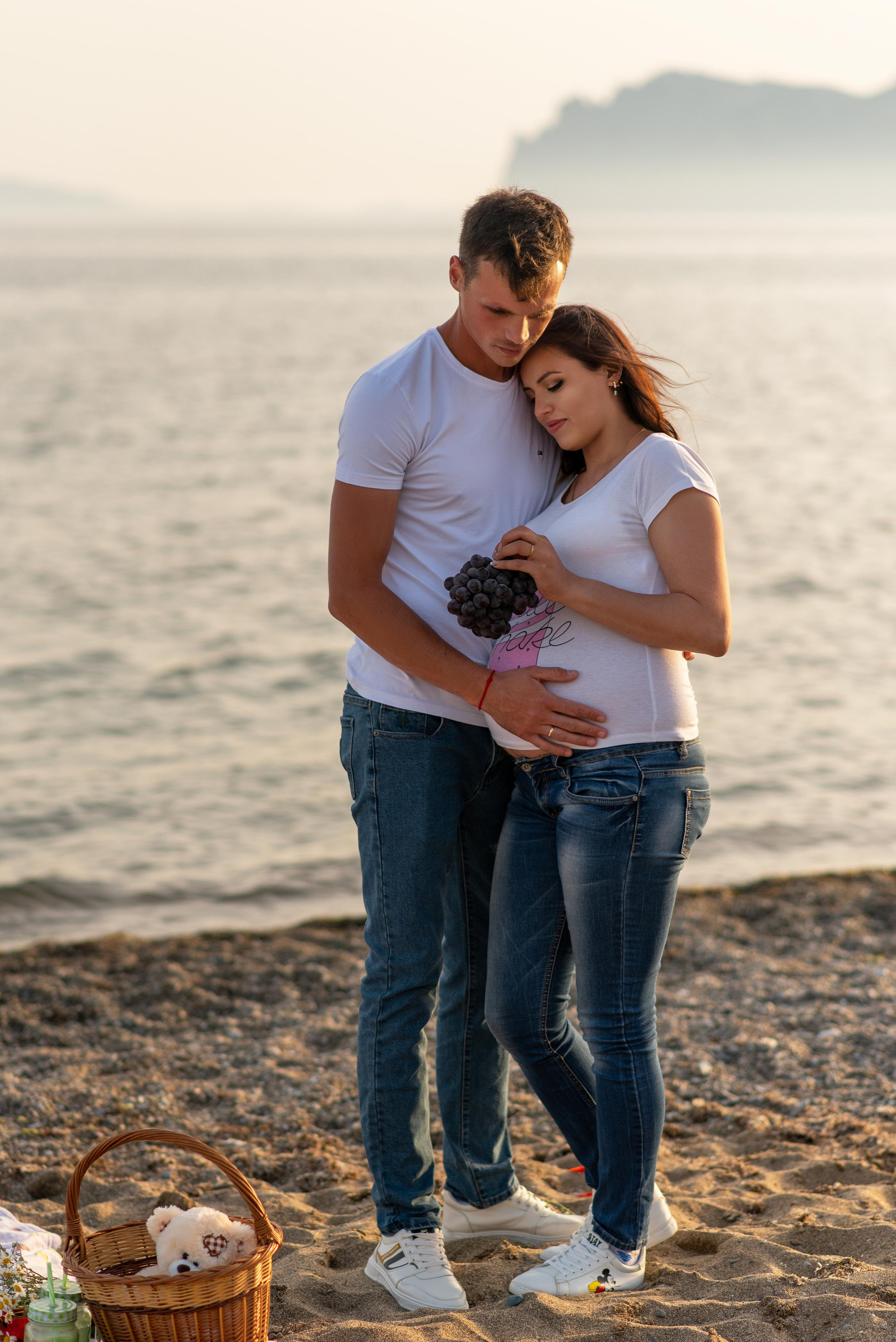 Аня и Руслан, в ожидании чуда. Семейный и свадебный фотограф в Феодосии и Коктебеле
