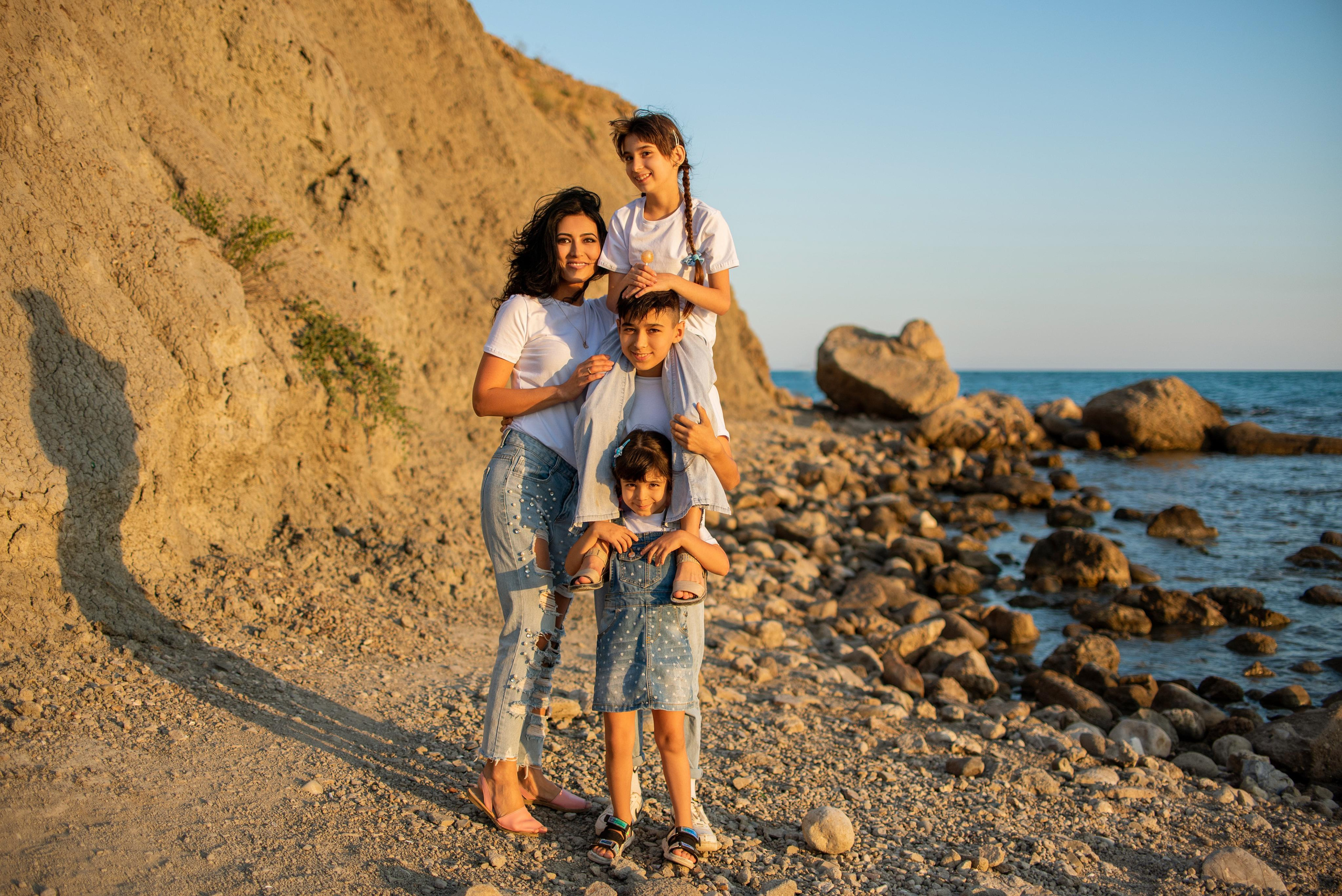 Прекрасная семья. Семейный и свадебный фотограф в Феодосии и Коктебеле
