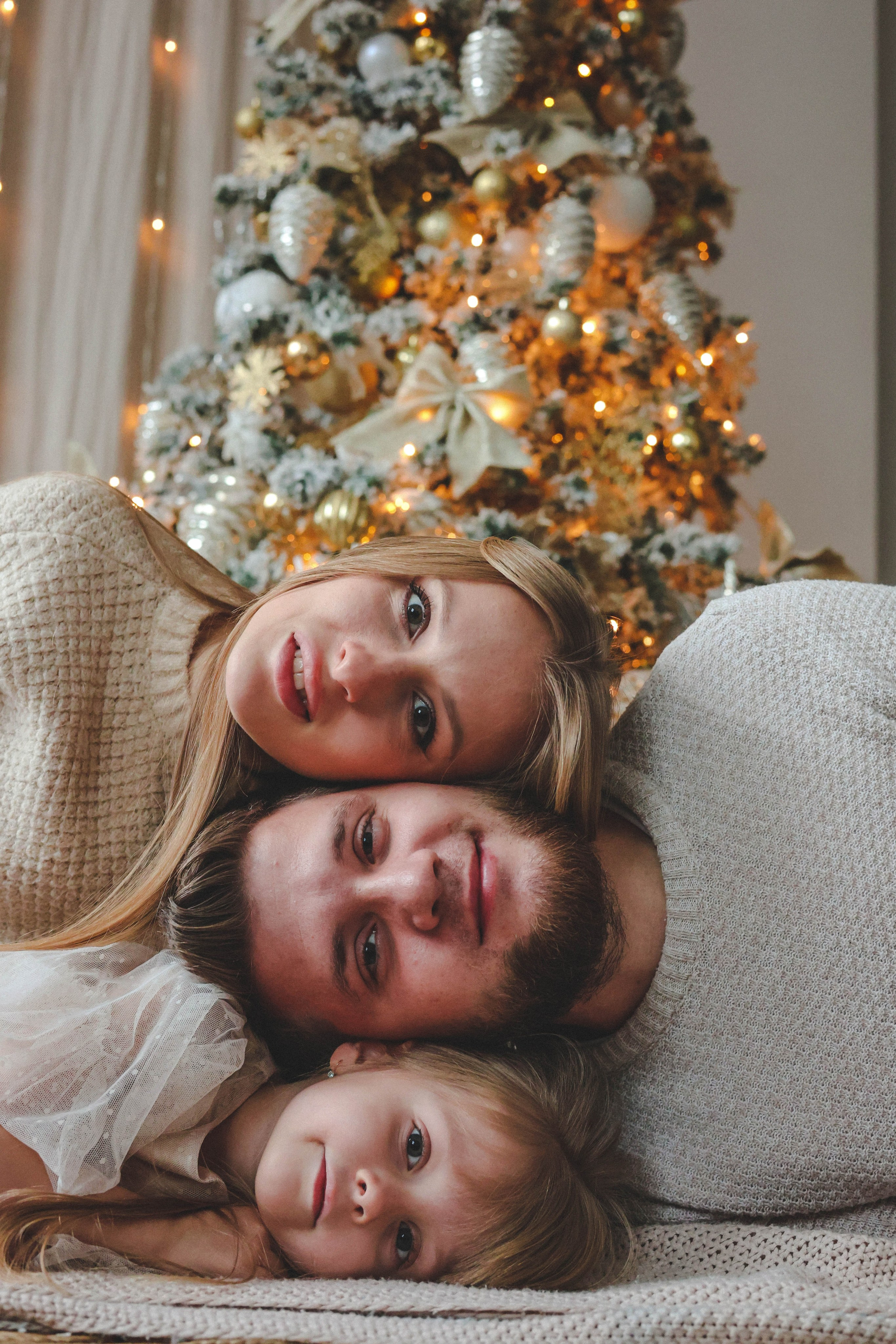 Новогодняя история «Кира и ее семья». Фотограф в Москве Анастасия Калинина