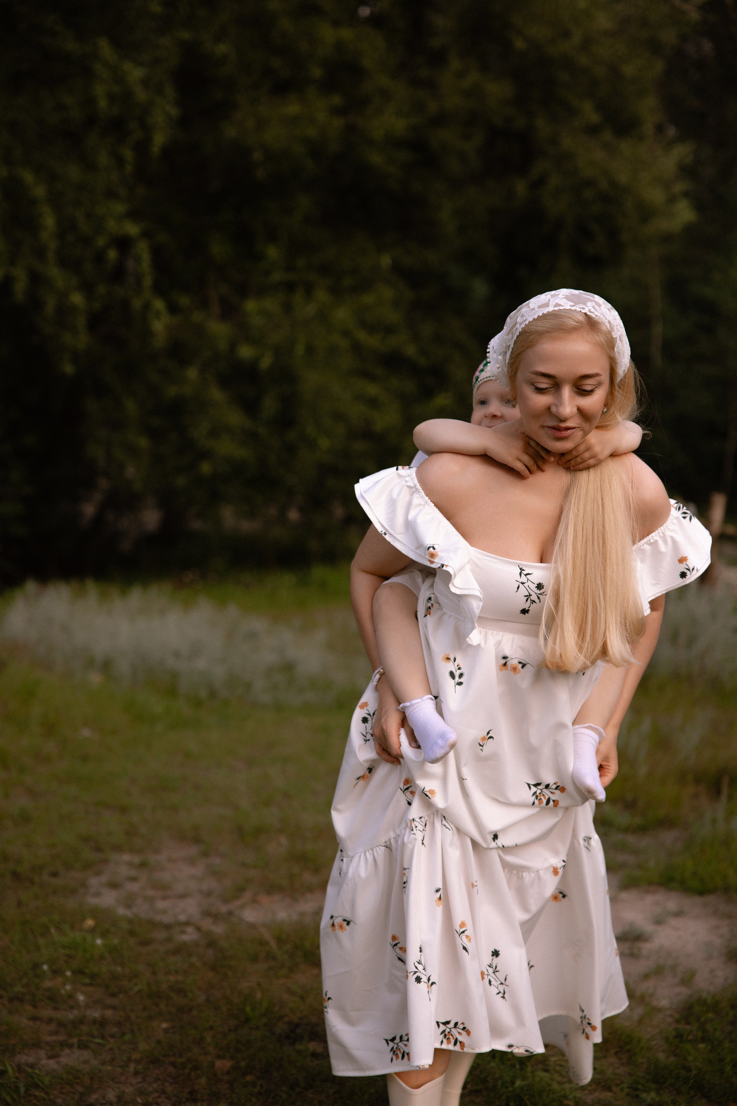 Маша и Стеша. Семейный фотограф Губкин/Старый Оскол