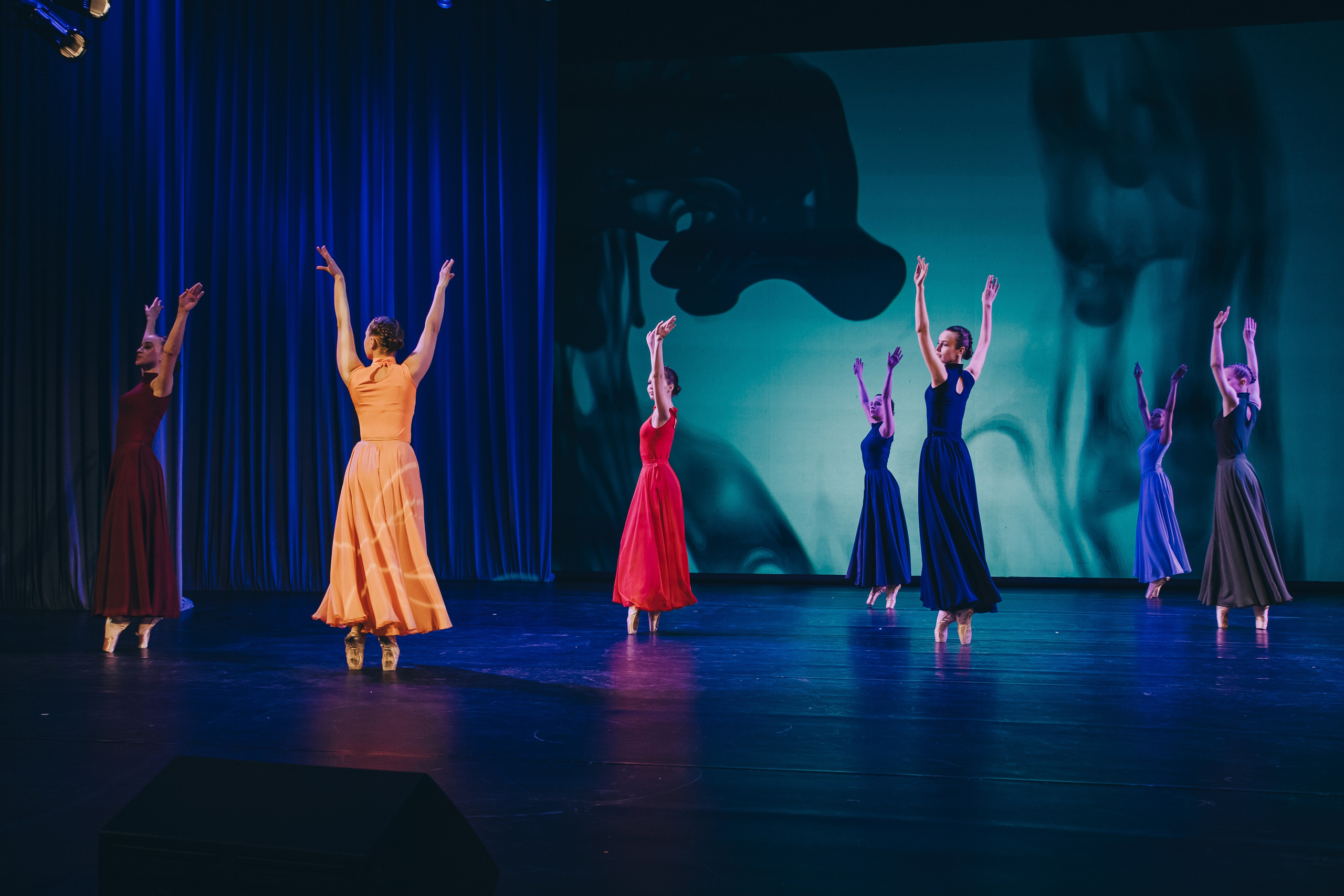 Танцевальный концерт. Фотограф в Иркутске Анна Мирошникова