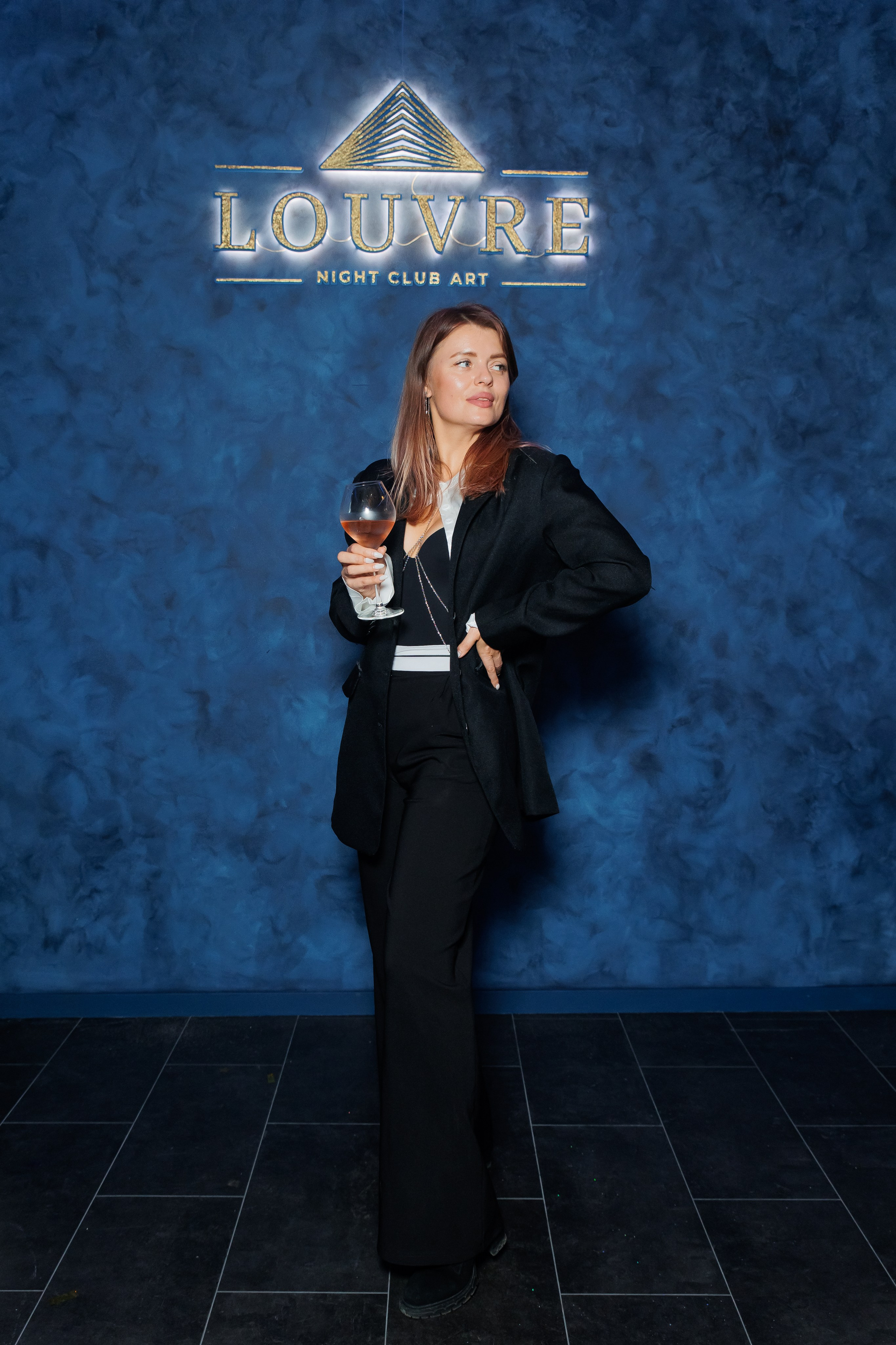 ЛУВР [Открытие Ночного клуба]. СВОИ. ФОТООТЧЕТЫ-СОБЫТИЯ-МЕСТА