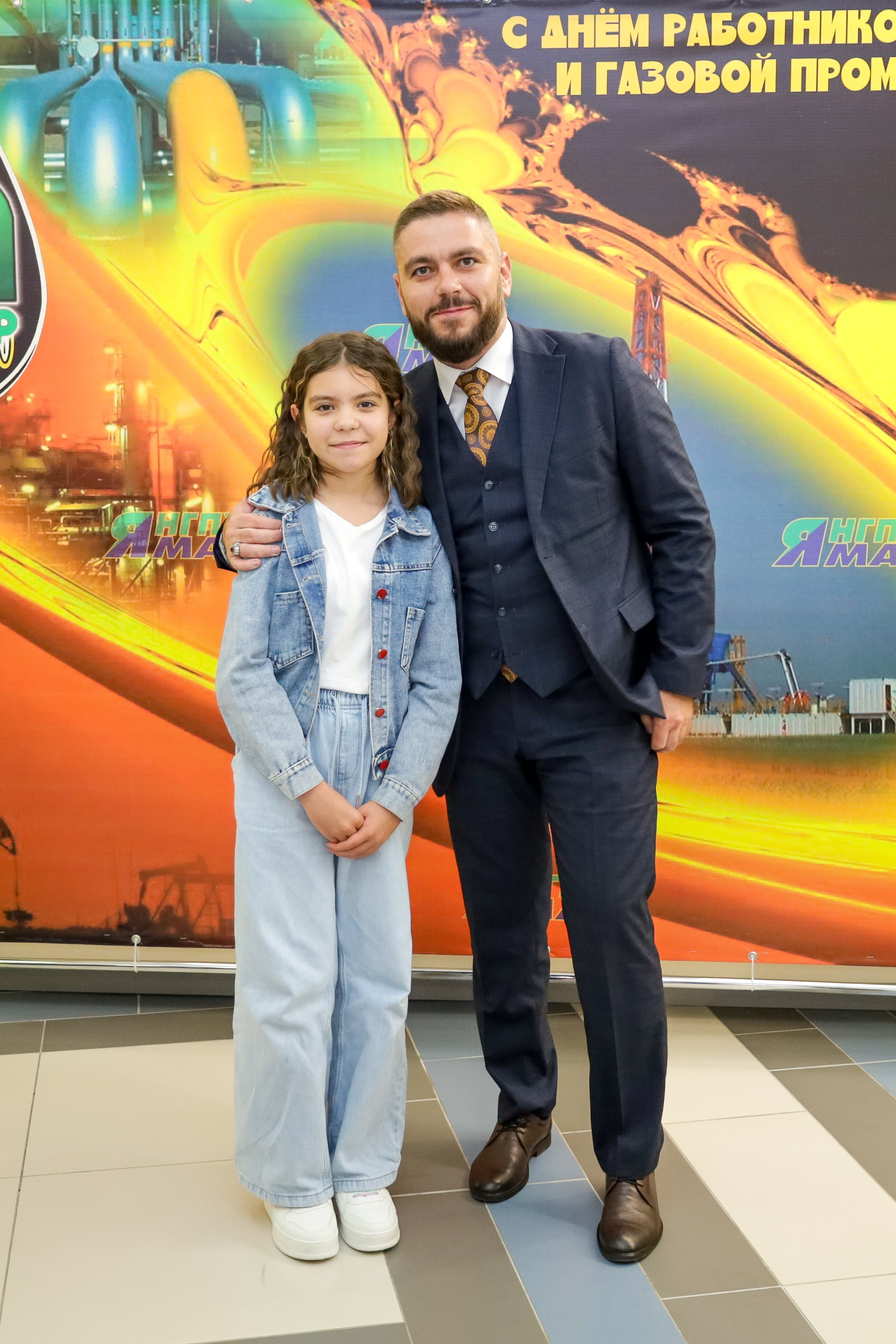 Награждение ко дню работников нефтяной, газовой и топливной промышленности. Фотограф в Губкинском | Александра Артамонова