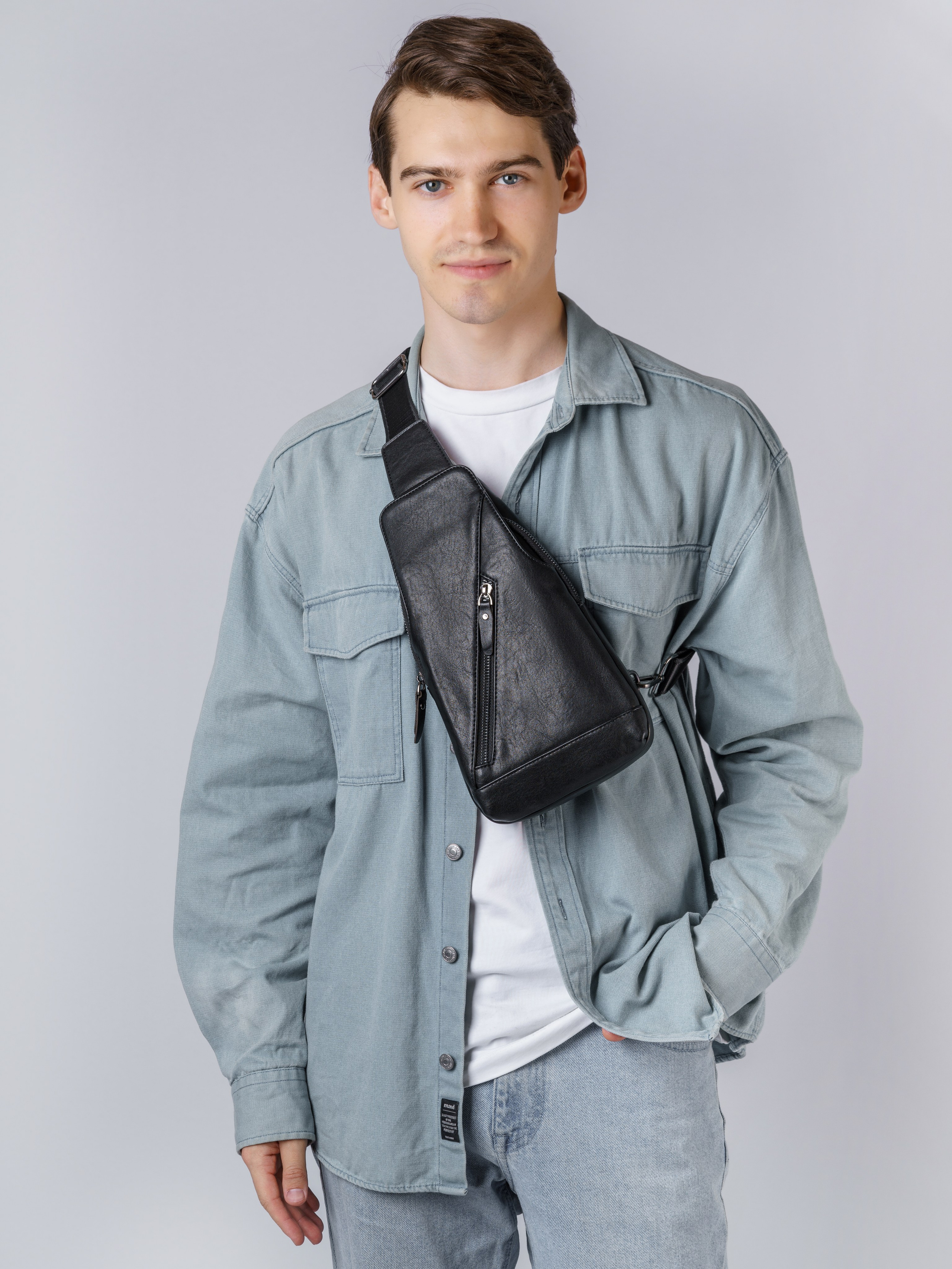 Дмитрий, 186 см, 48-50 р-р. KED Production — продакшн из СПб. Создаём фото, видео и контент, который помогает брендам и селлерам продавать больше