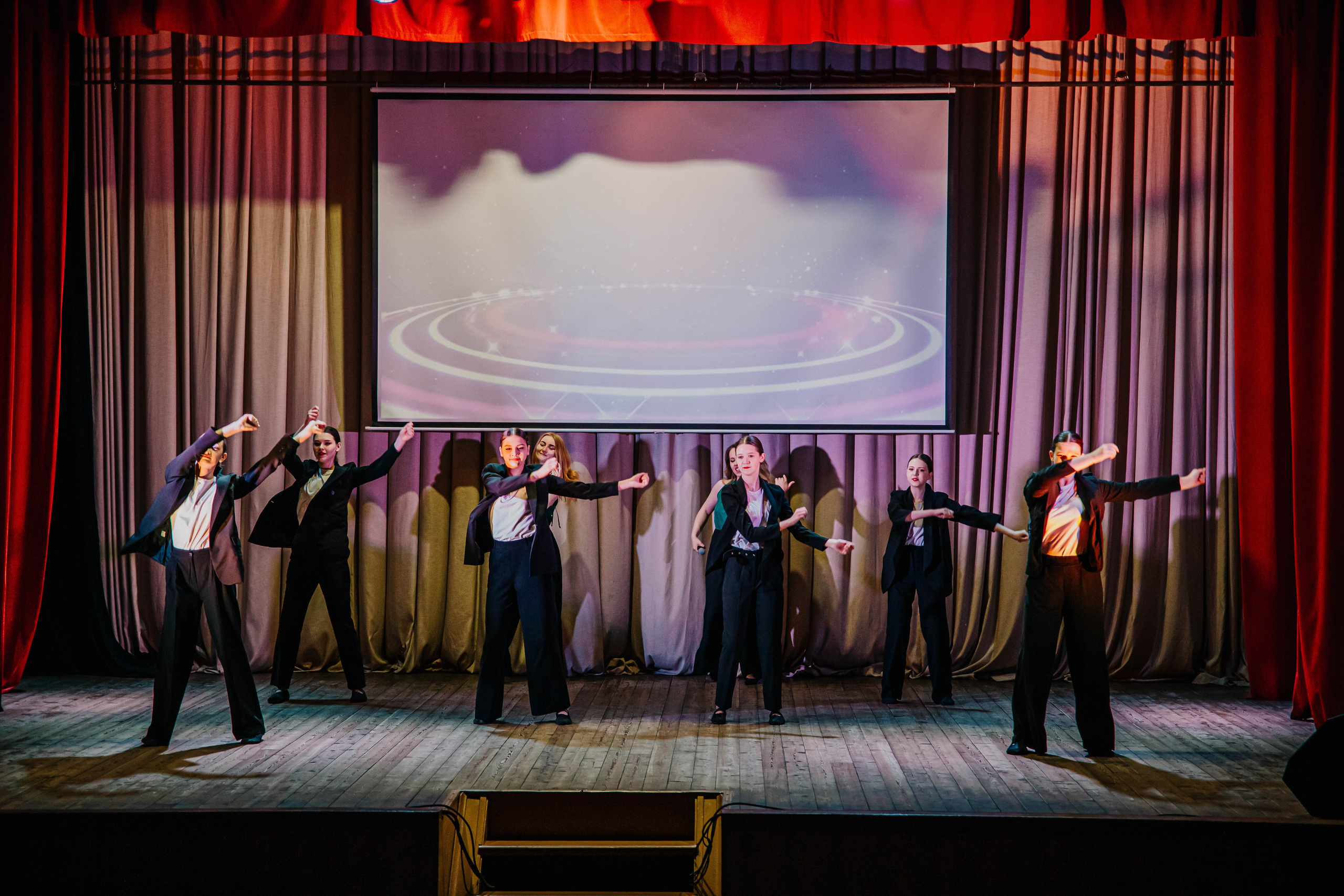 Отчетный концерт хореографического коллектива Пульс!. Фотограф Дарья Маташкова