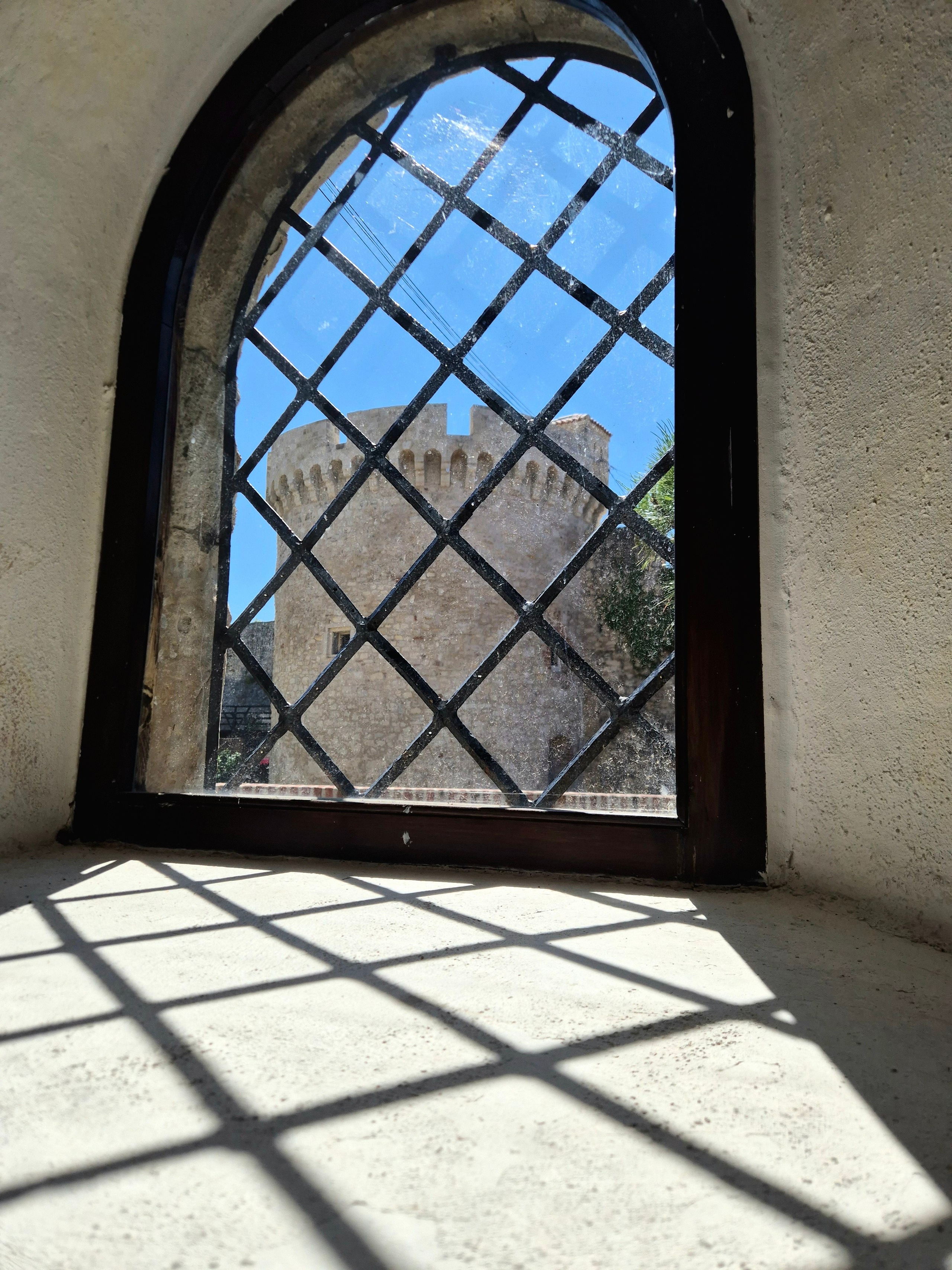 Белград и крепость за свою историю подвергались нападениям и захват более 40 раз