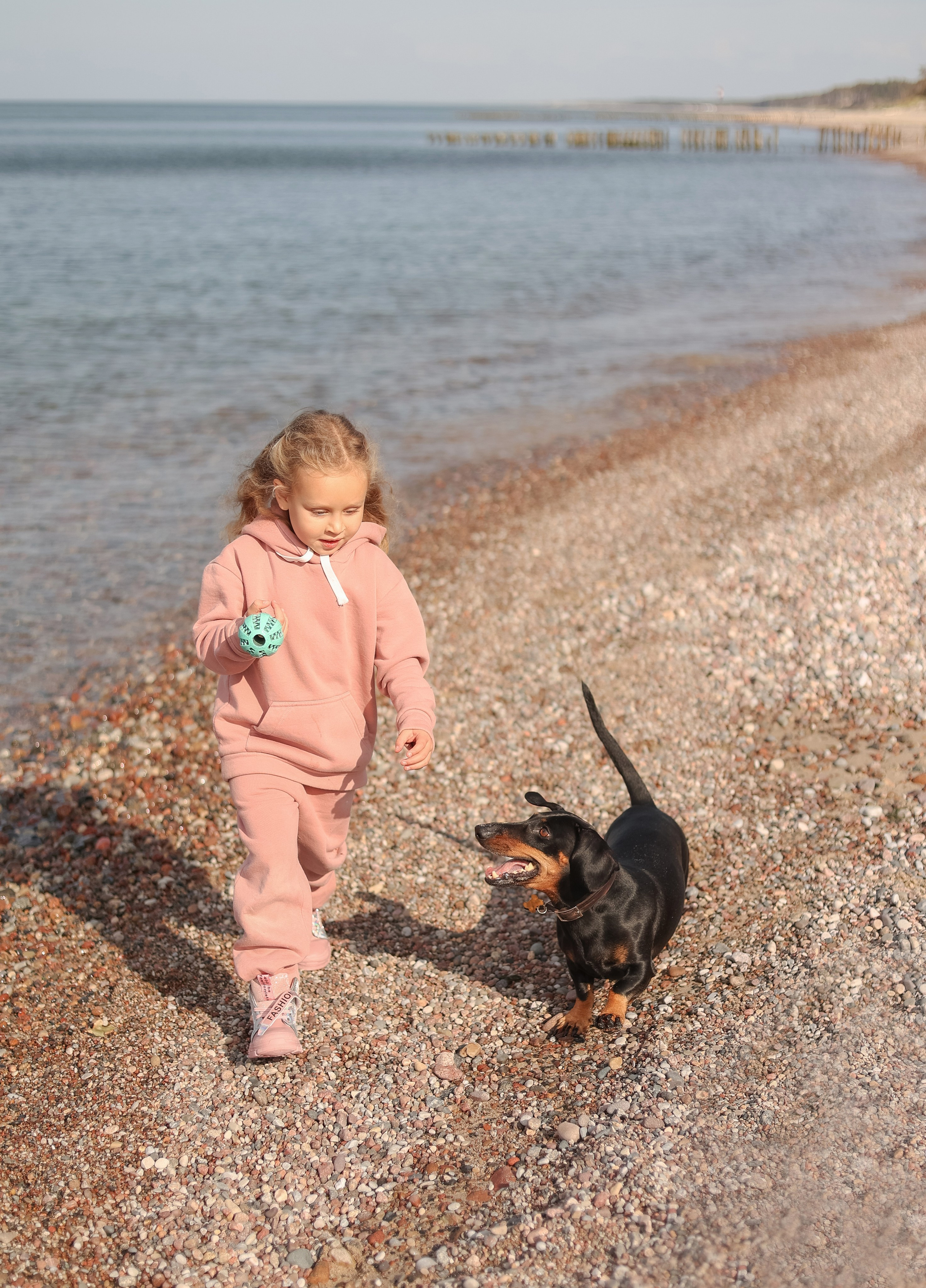 Марина и Ксюша — Куршская коса/Королевский бор. Семейный фотограф в Калининграде Никазакова Ольга