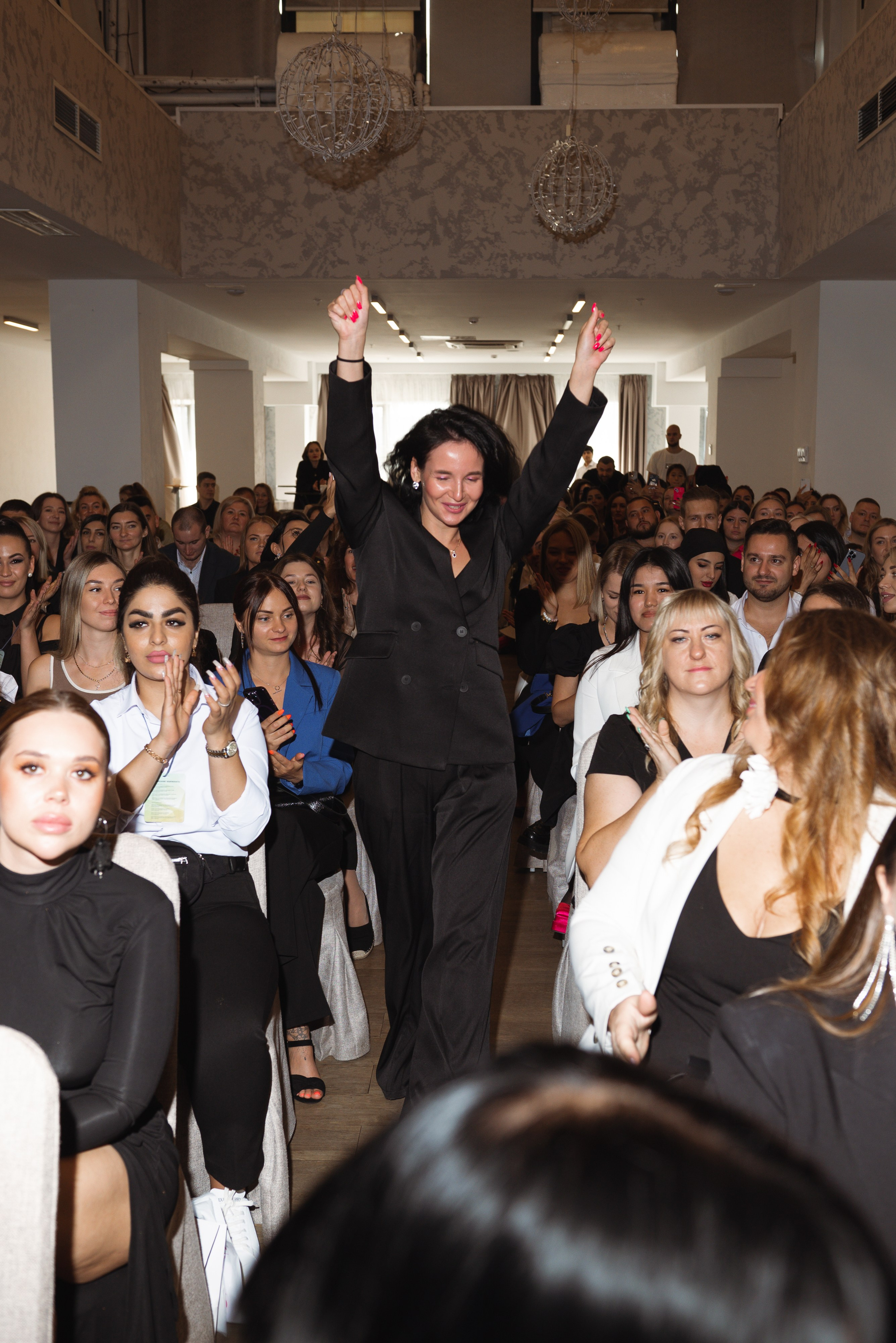 WCH (международный чемпионат лэш-мастеров). Контент-фотограф Москва репортажный фотограф Настя Профото