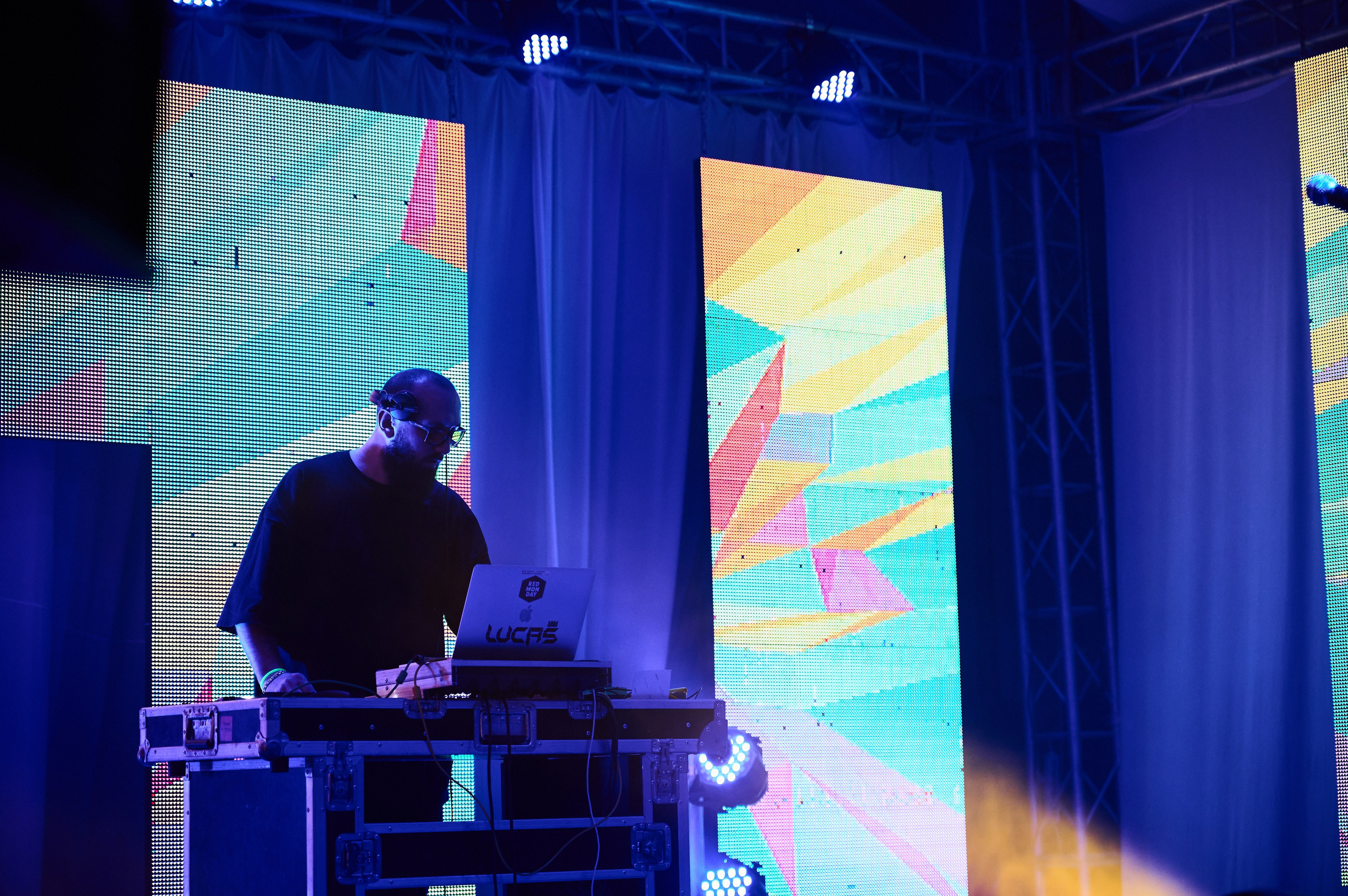 DNS НГ Корпаратив. Свадебный фотограф во Владивостоке Гарагуля Игорь