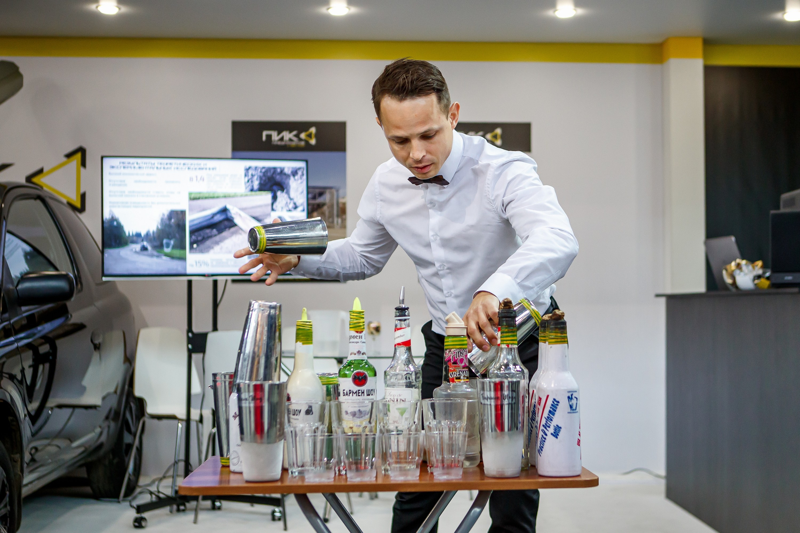 Фотосъёмка работы стенда для Предприятия ПИК. Фотограф на выставку в Москве