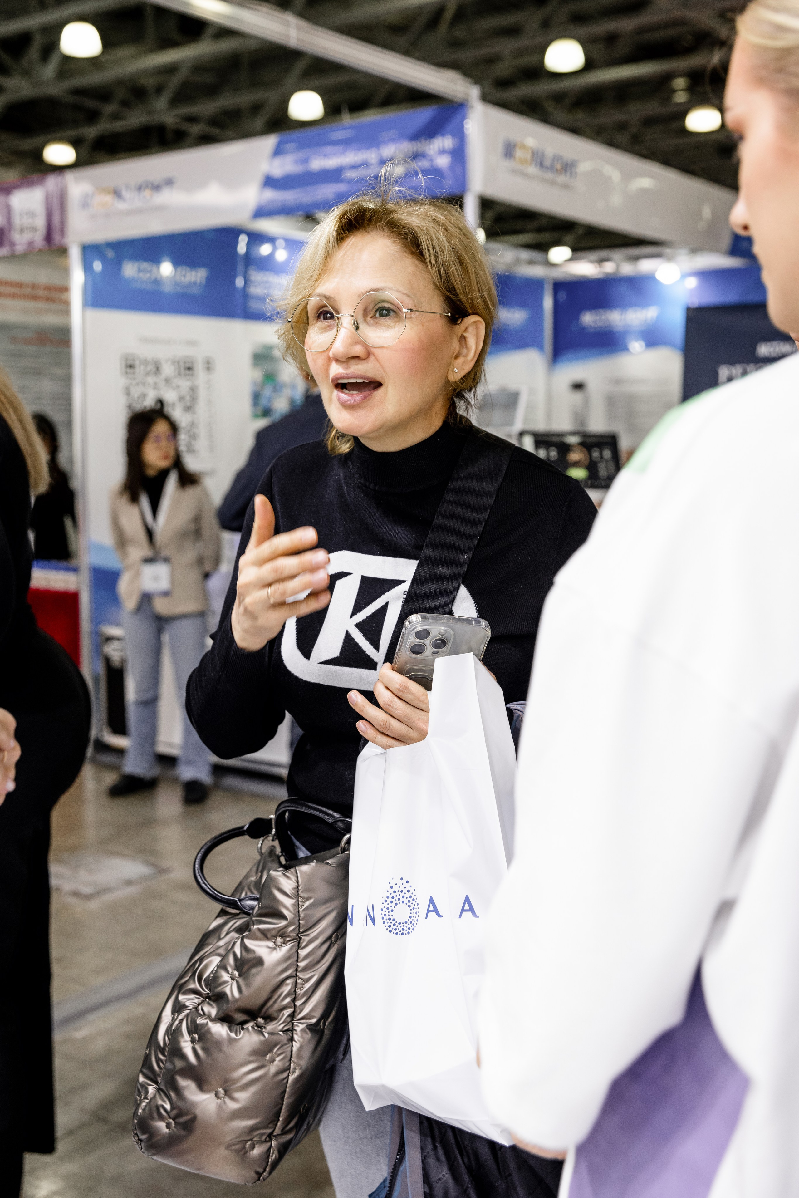 Интершарм.Авито. Аксана Лисовская фотограф в Москве. Фотографии с характером