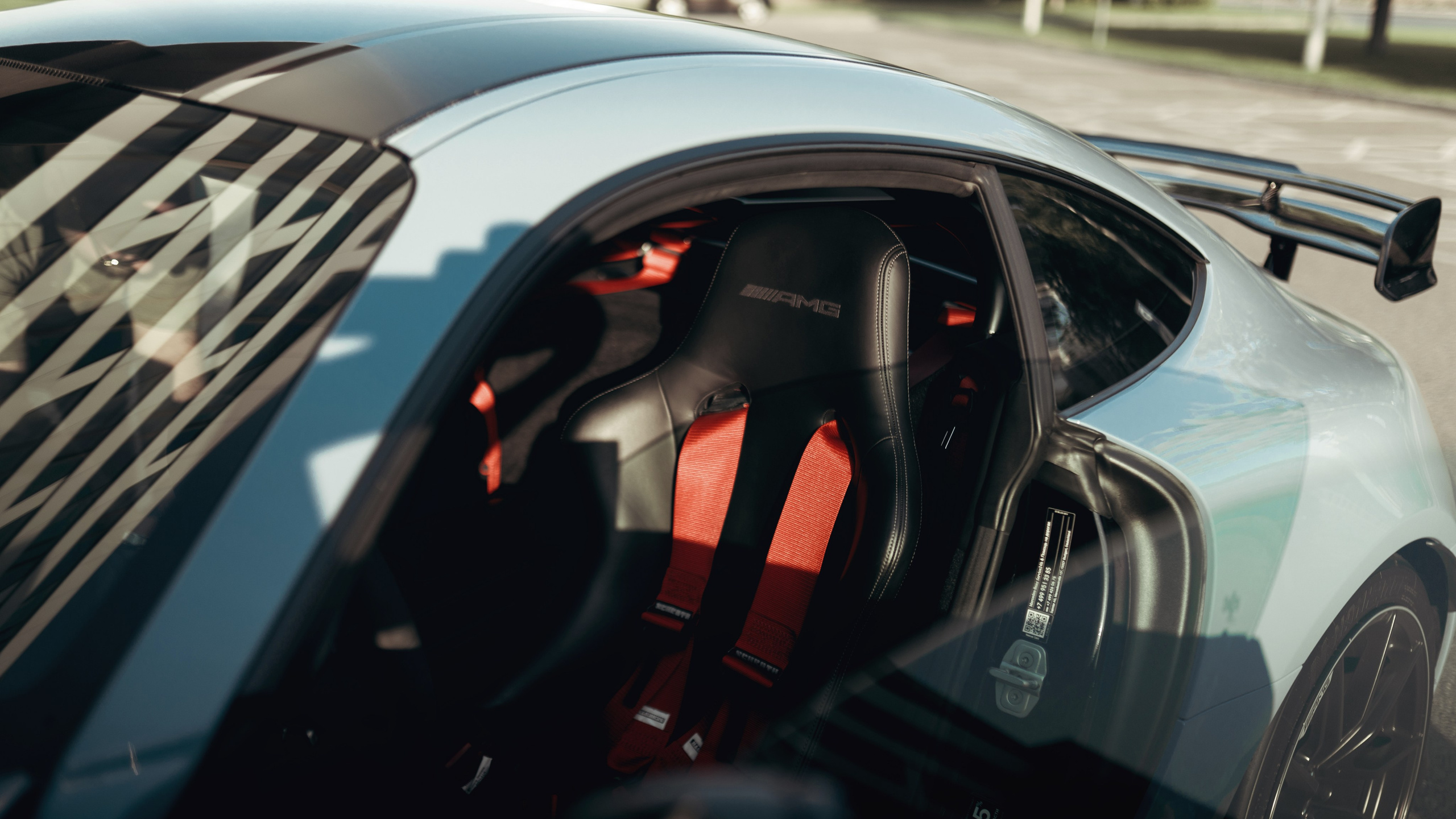 Фотографии Mercedes-AMG GTR