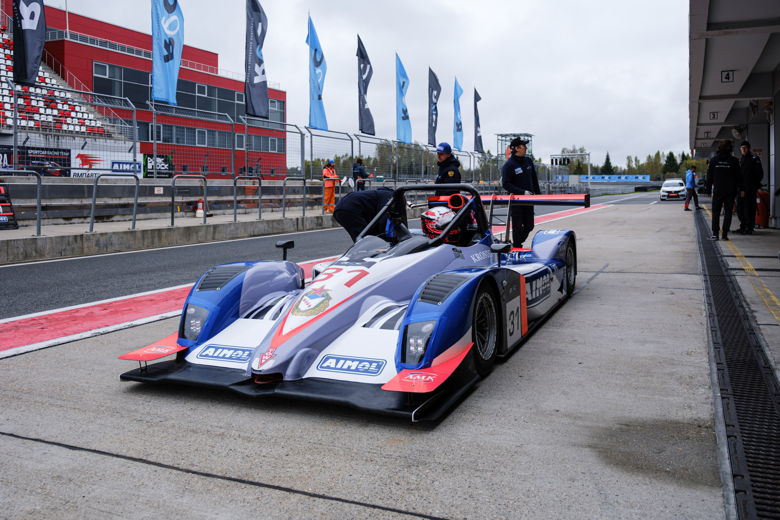 Российская серия гонок на выносливость. Авто и мотоспорт — фотограф Антон Медведев iCoguar