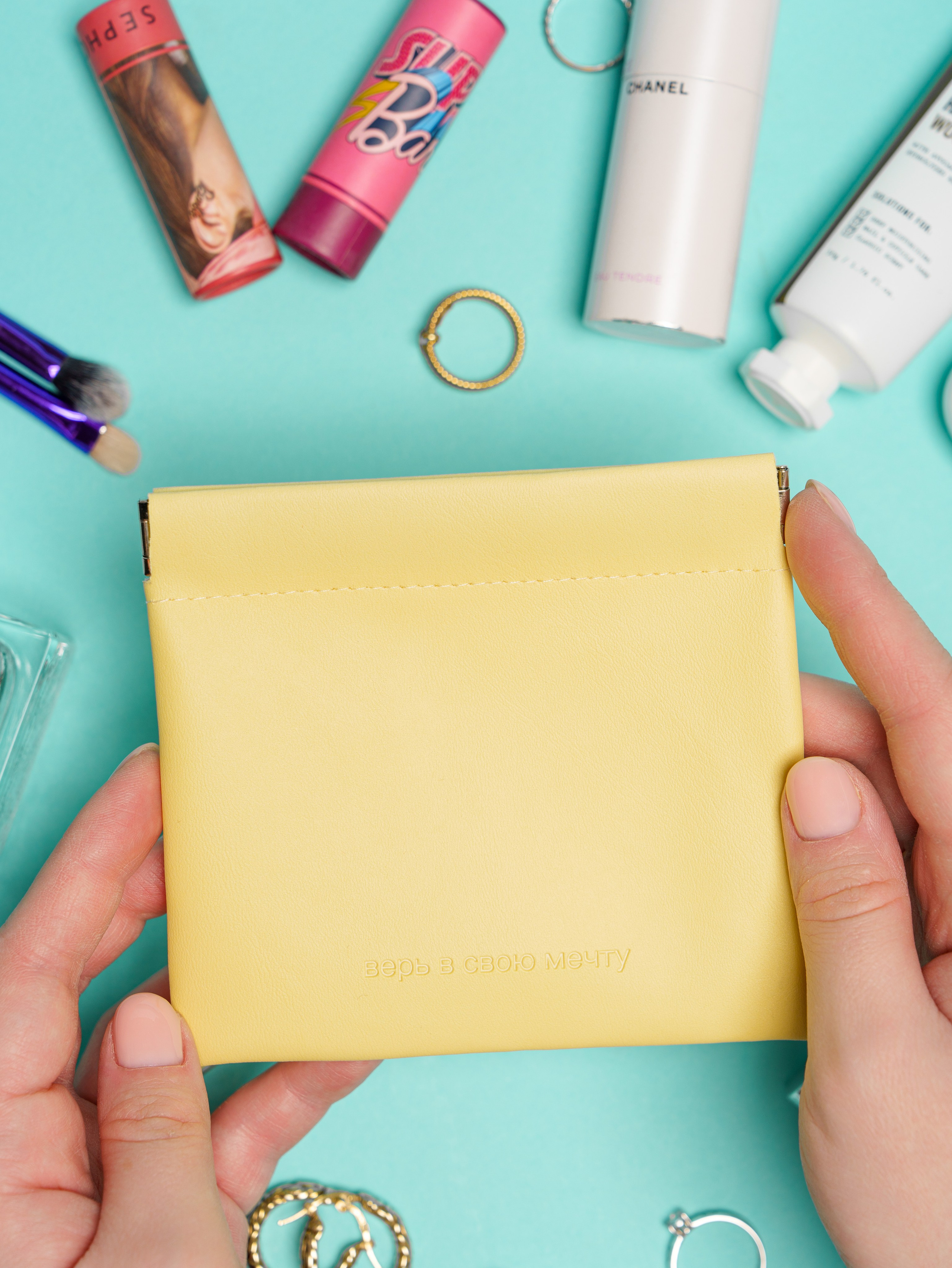 Косметички для WB. Портретный и Контент фотограф Григорий Семенов (Grifon) в Ижевске