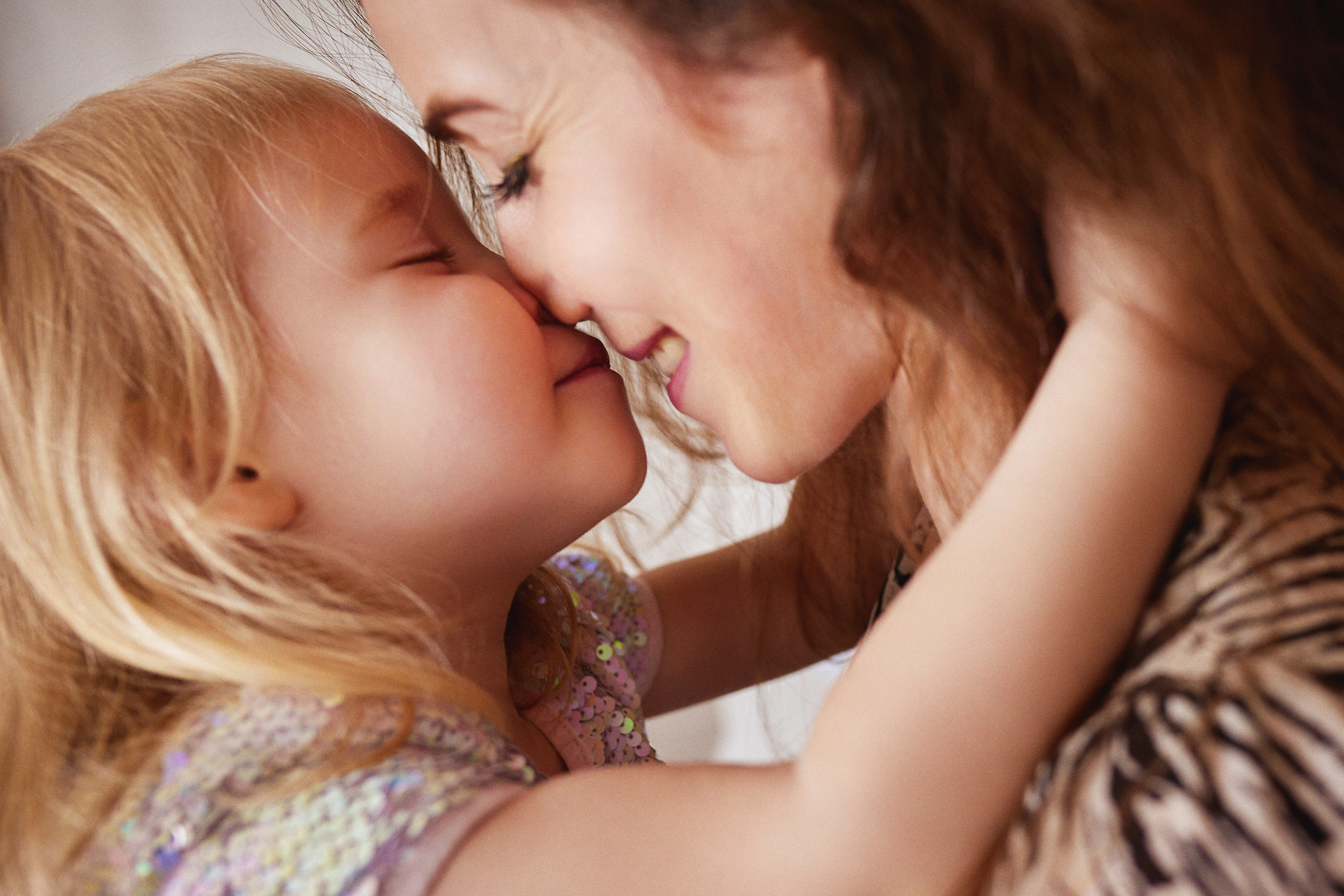 Семейная фотосессия в фотостудии Молоко