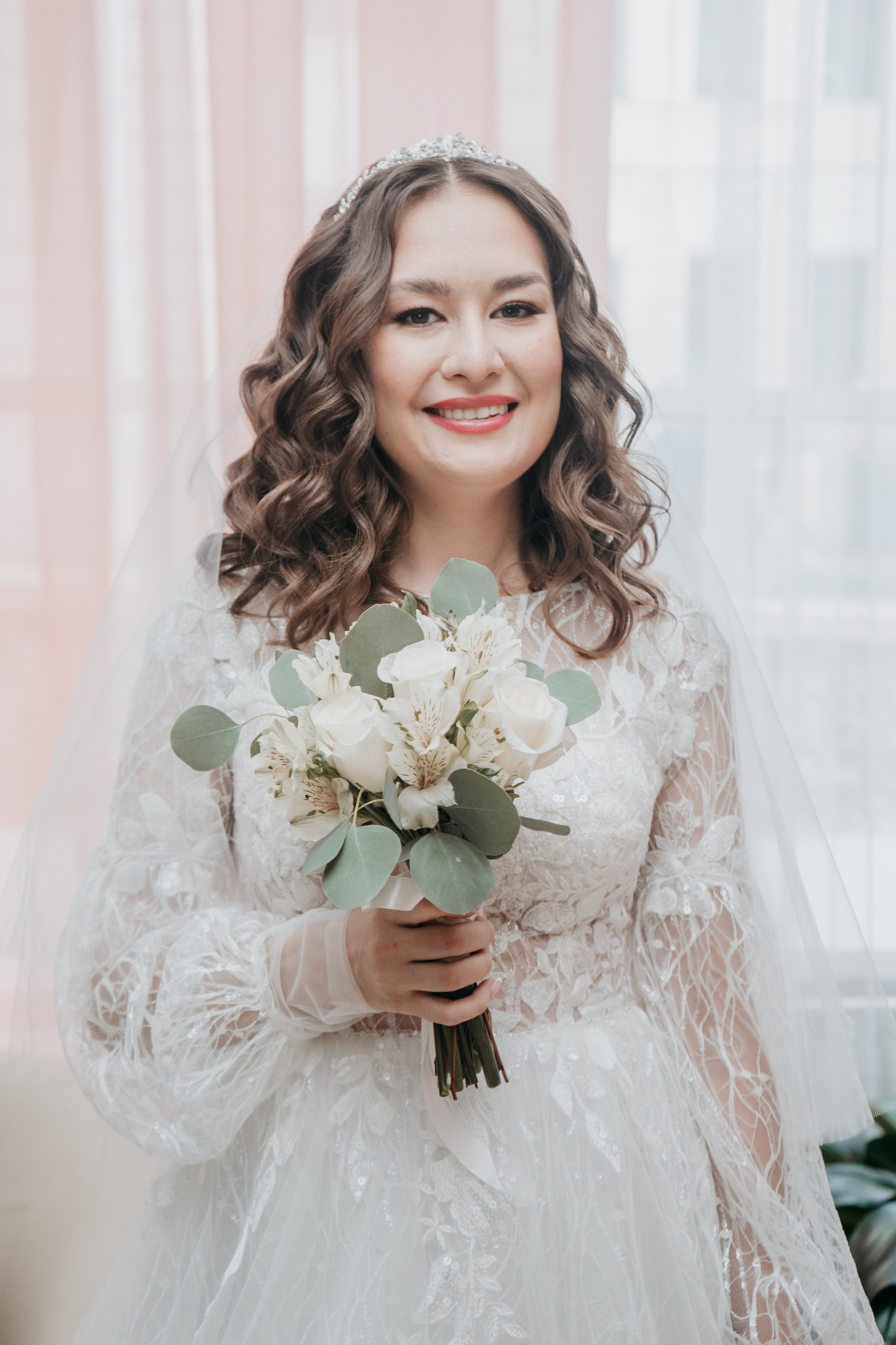 Свадебный фотографии с прогулки в окрестностях Улан-Удэ. Фотограф в Улан-Удэ. Свадебный фотограф в Улан-Удэ