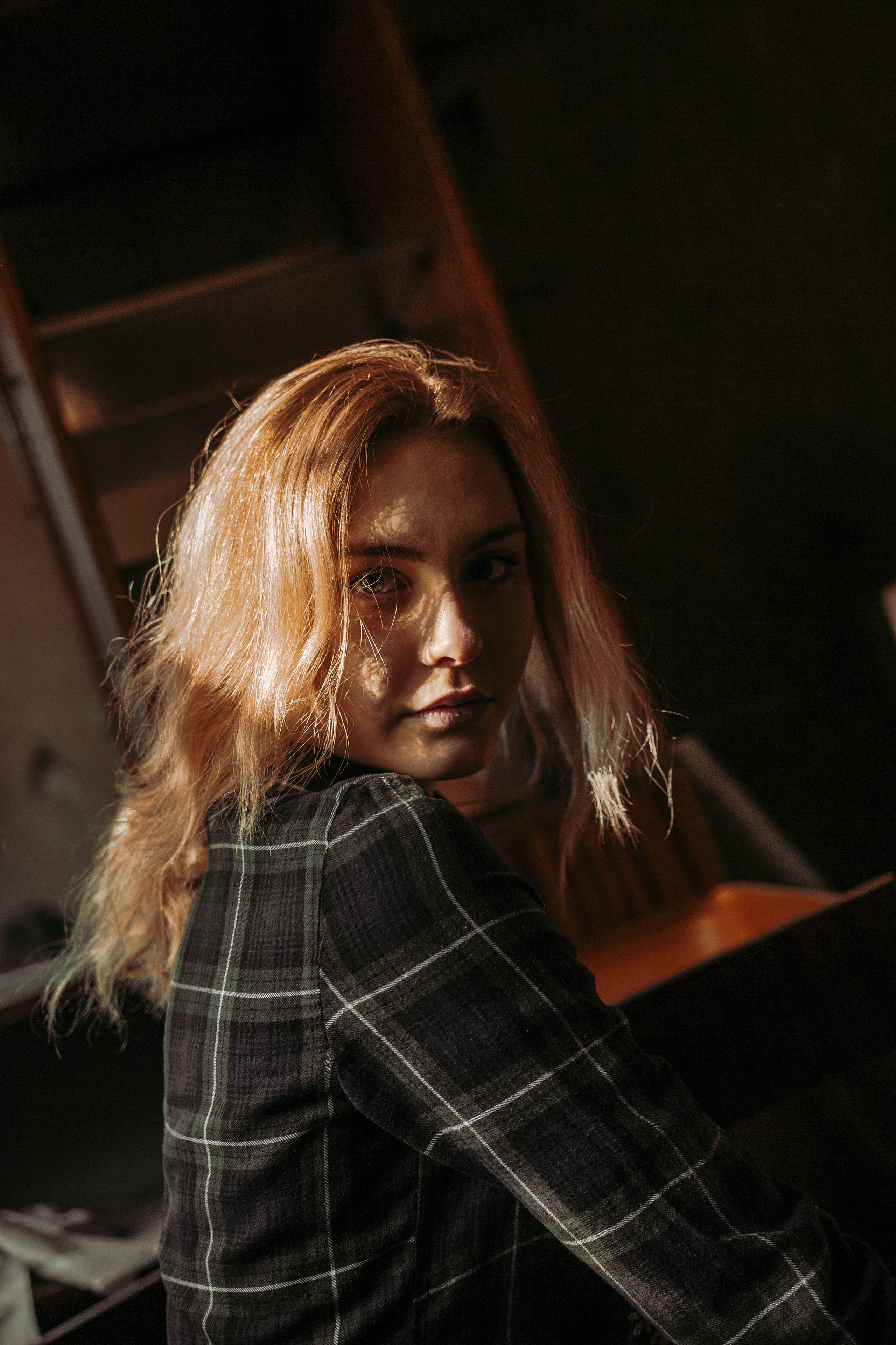 Ирина. Ищем потаённое. Портретный и предметный фотограф в Санкт-Петербурге