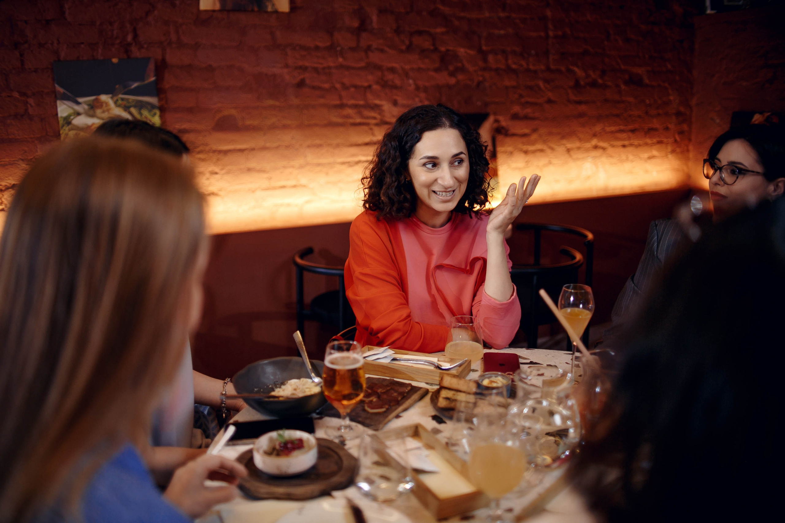 Встреча в «Союз писателей». Ваш репортажный фотограф Артемий Антонов