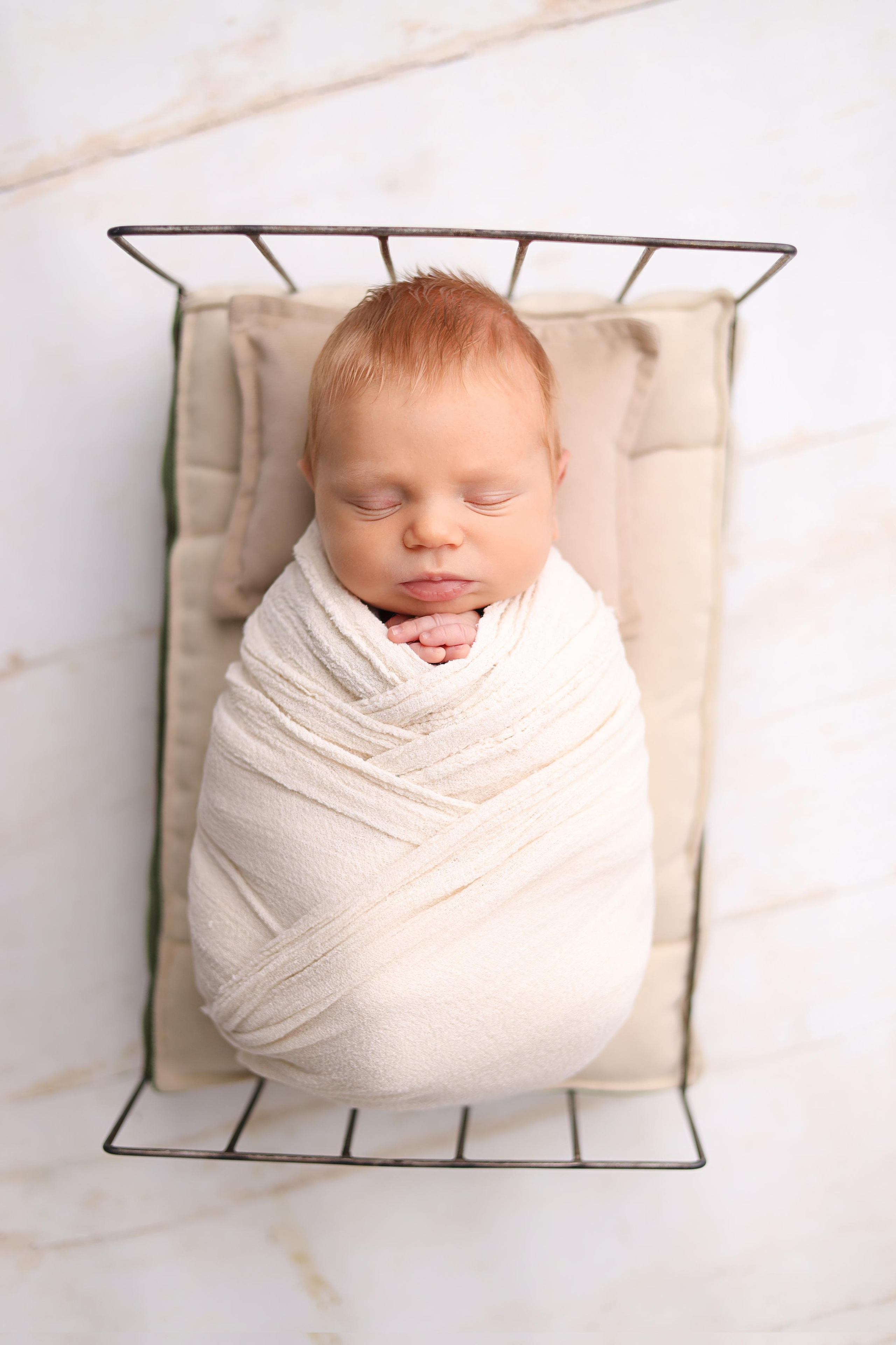 Ньюборн съемка в Бутово. Фотограф новорожденных Москва. Ньюборн фотограф Москва